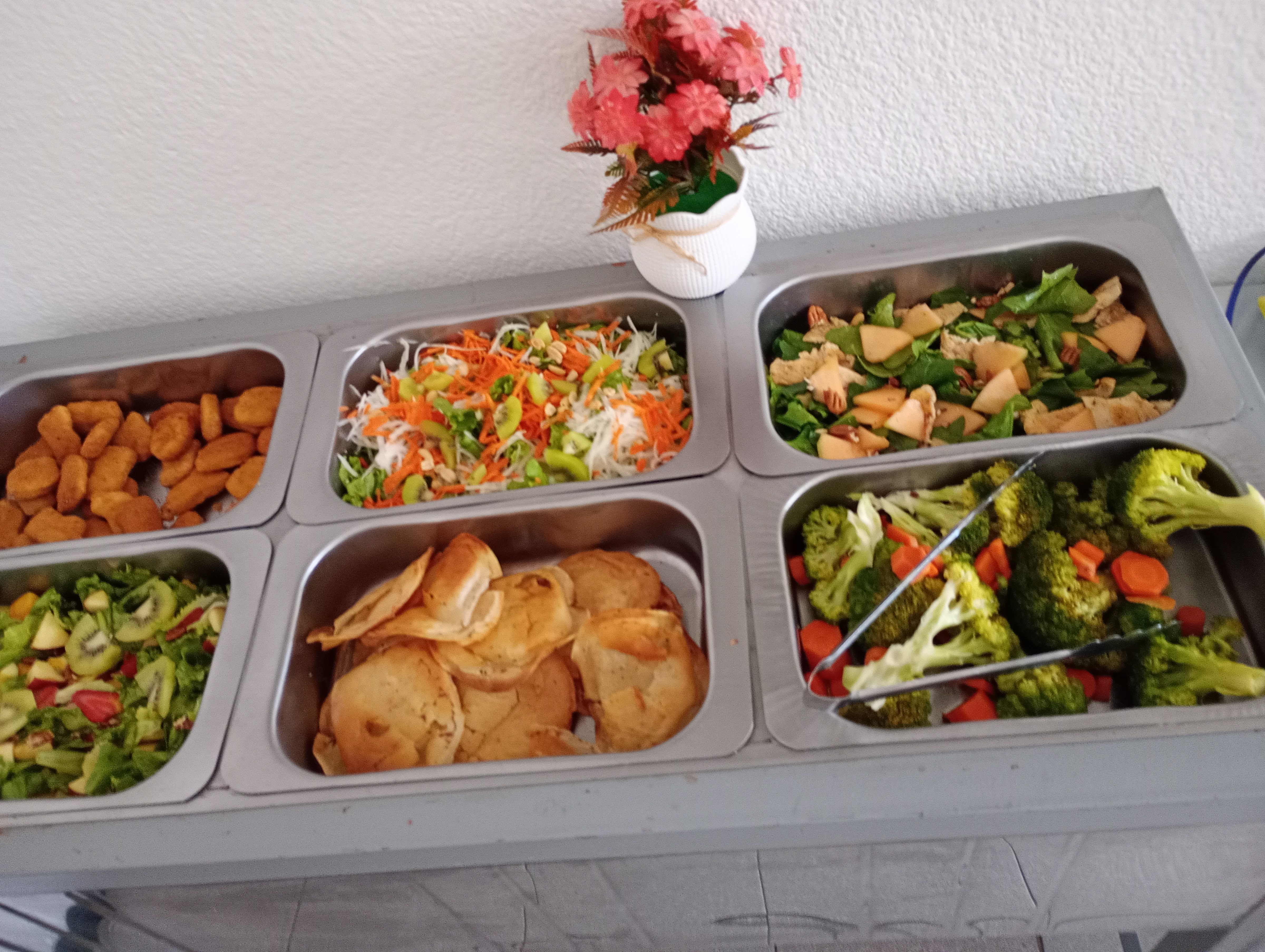 Habana Buffet image 3