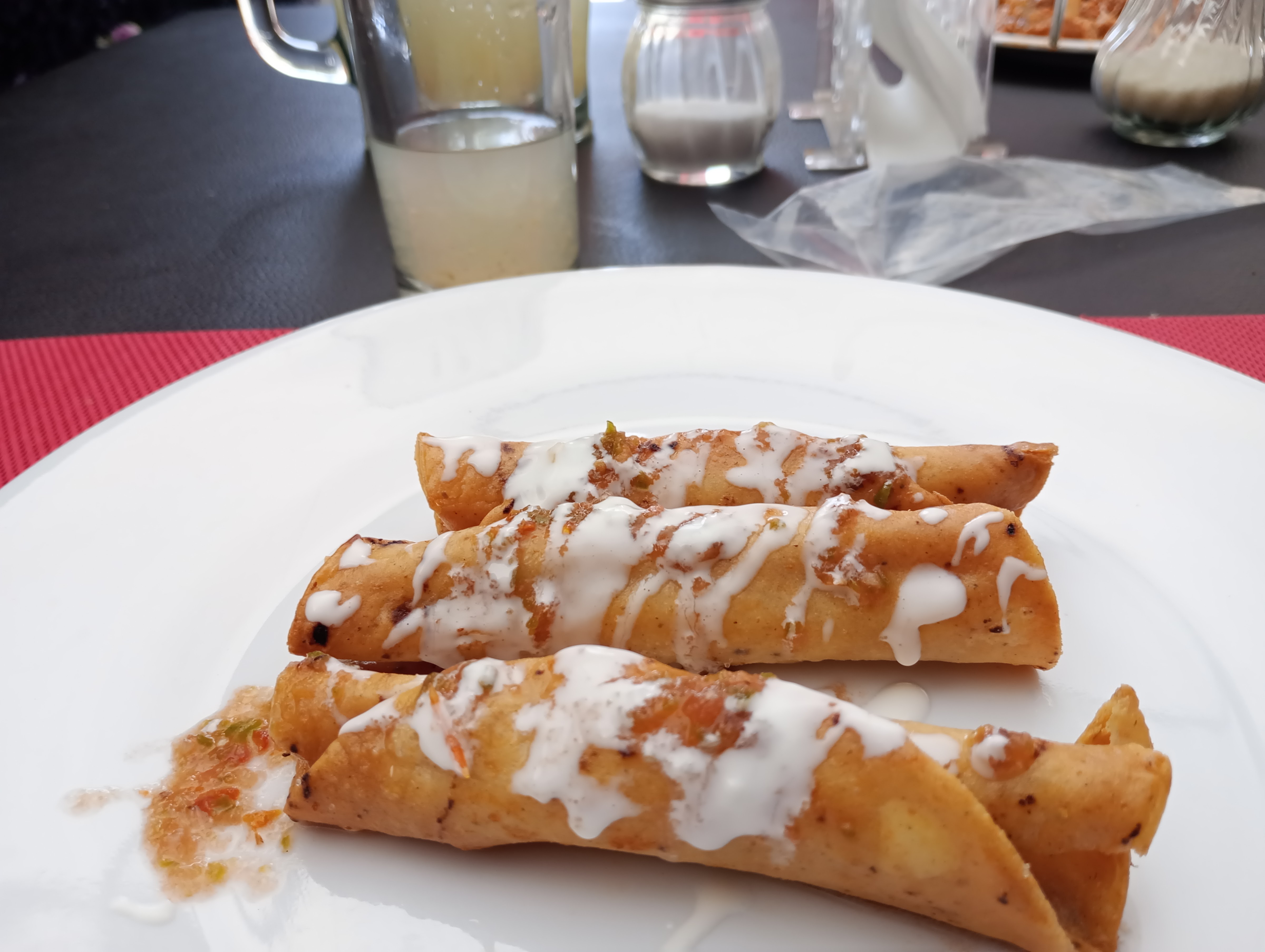 Habana Buffet image 4