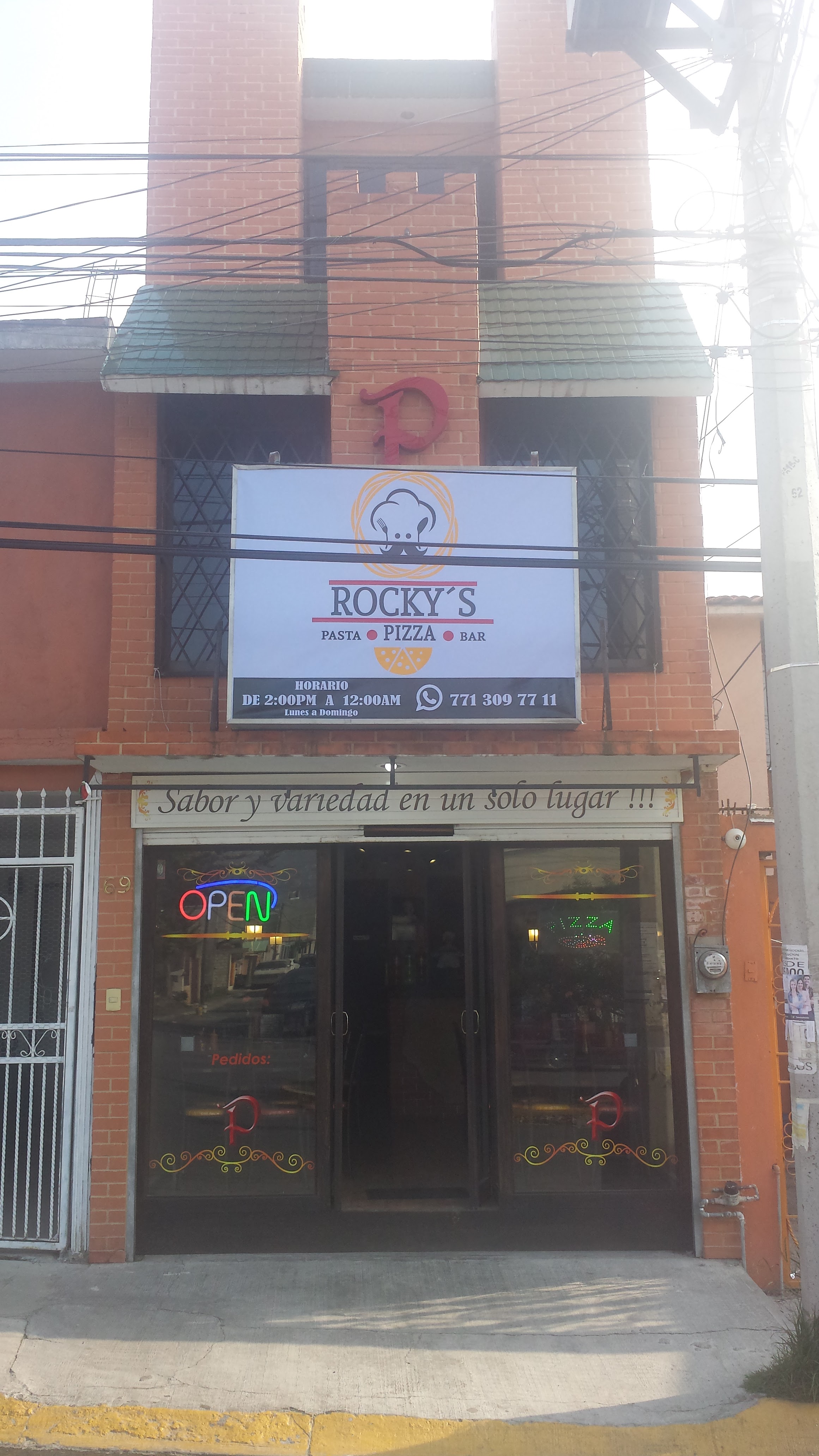 Rocky's Pizza & Bar image 1