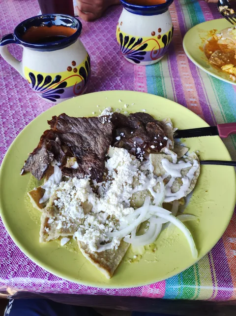Comedor "La Oaxtulqueña" image 2