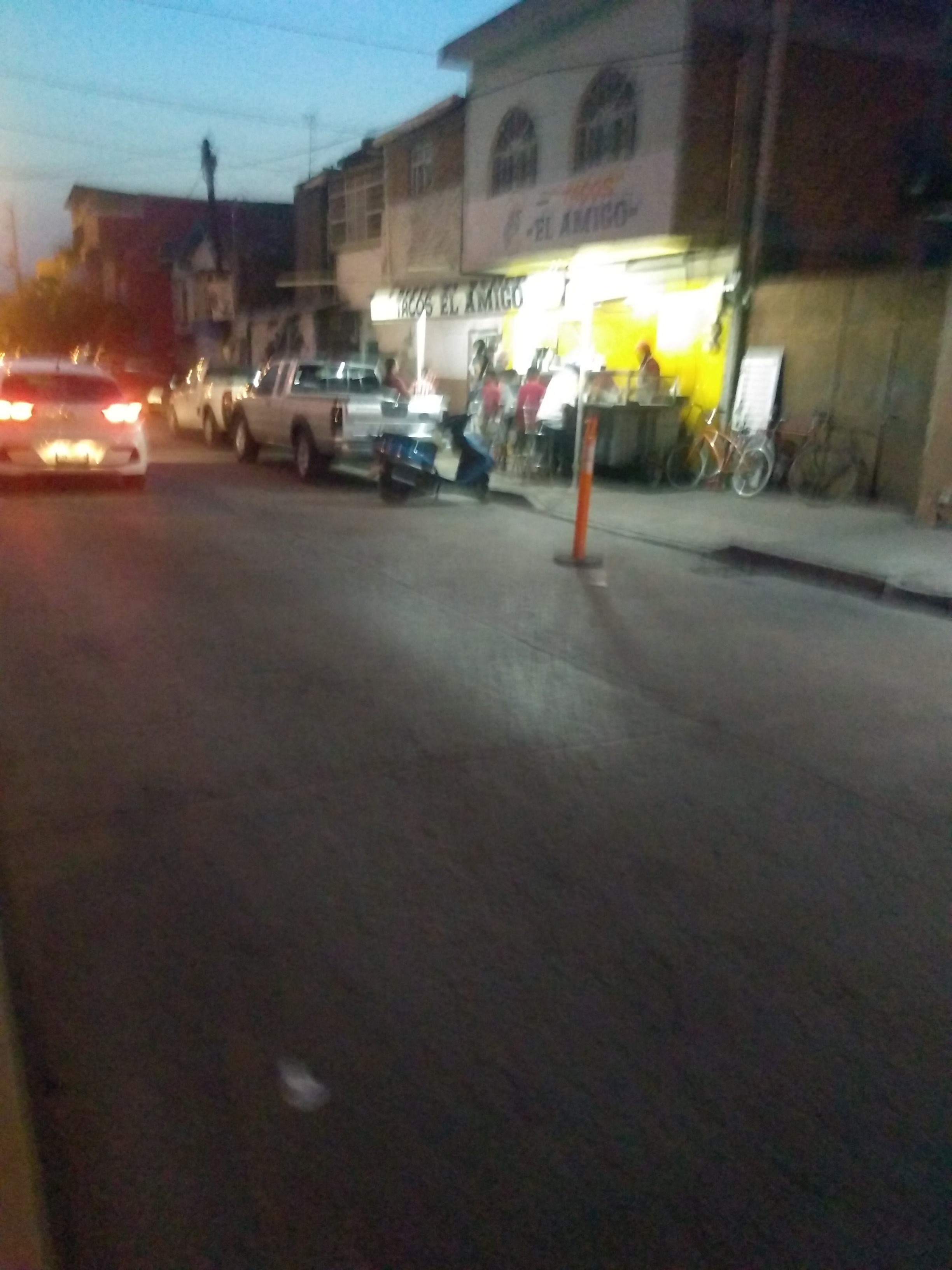 Tacos El Amigo Pascual image 5