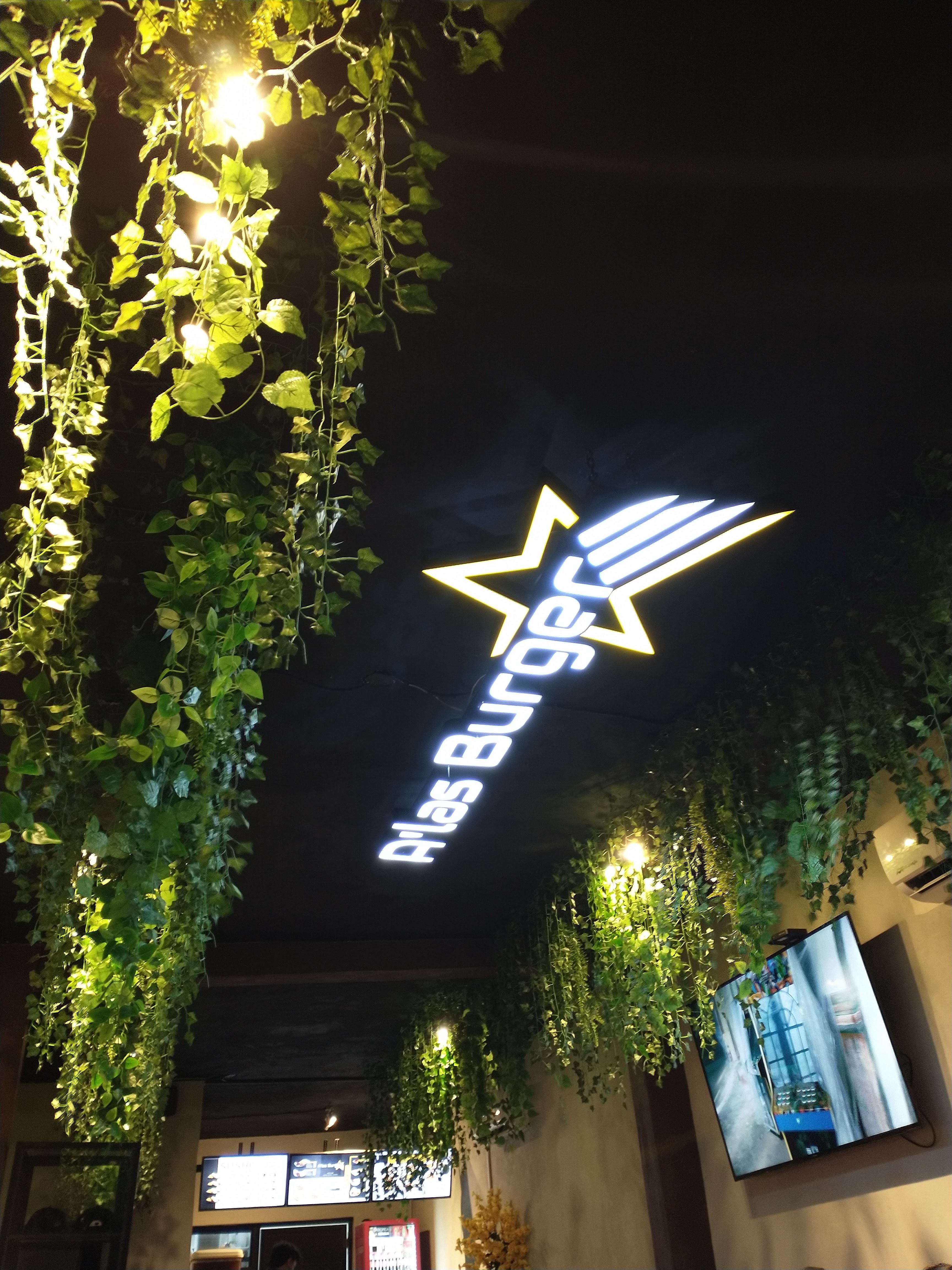 A’las Burger image 8