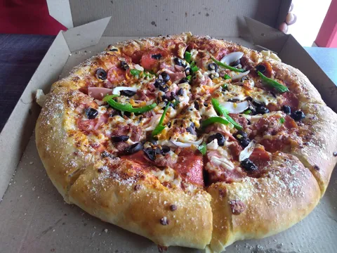 ROMA Pizza/Wings/Beer Ciudad Hidalgo image 8