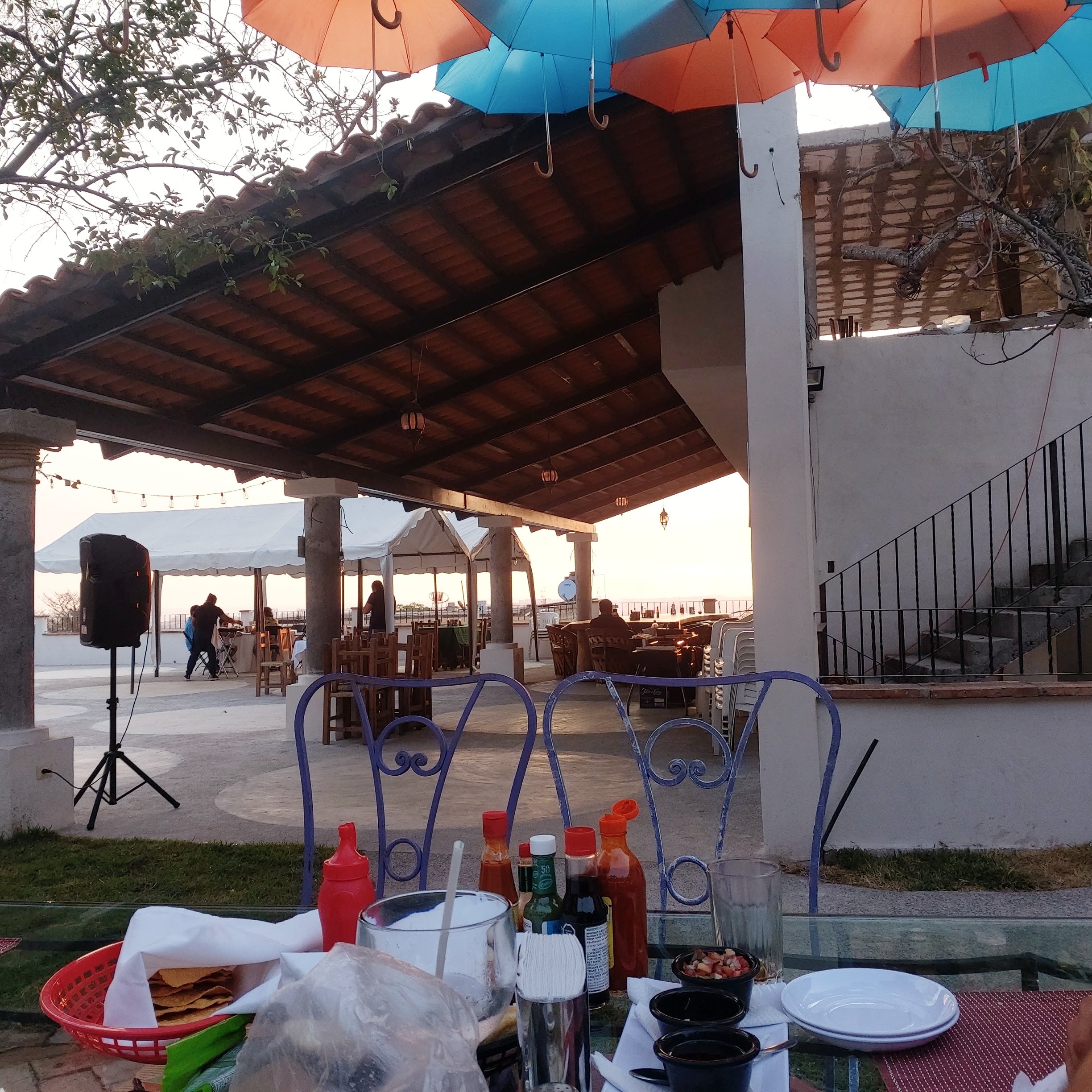 Restaurante ADOVE image 1