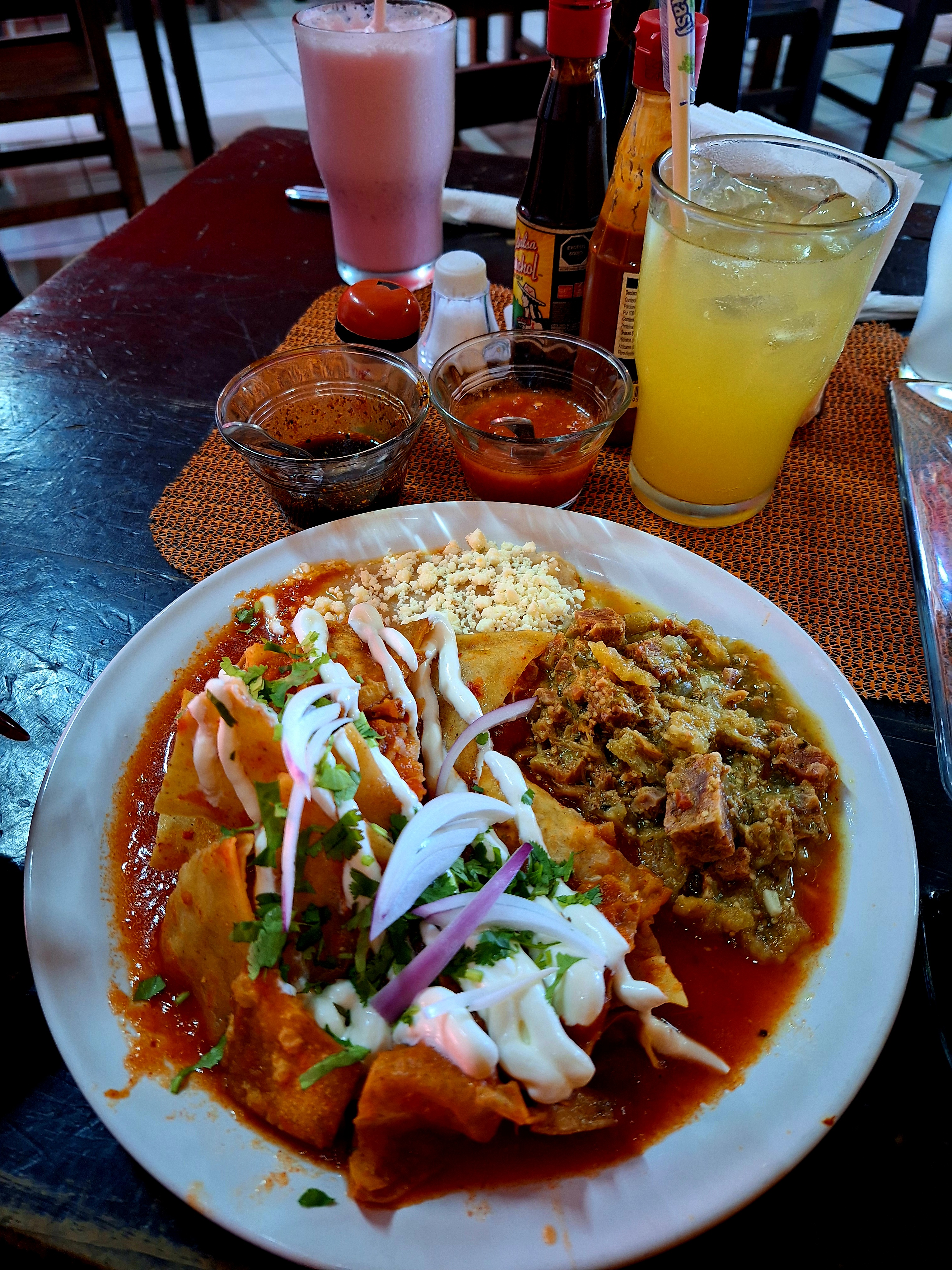 Waffleland Café Restaurante Bar image 3