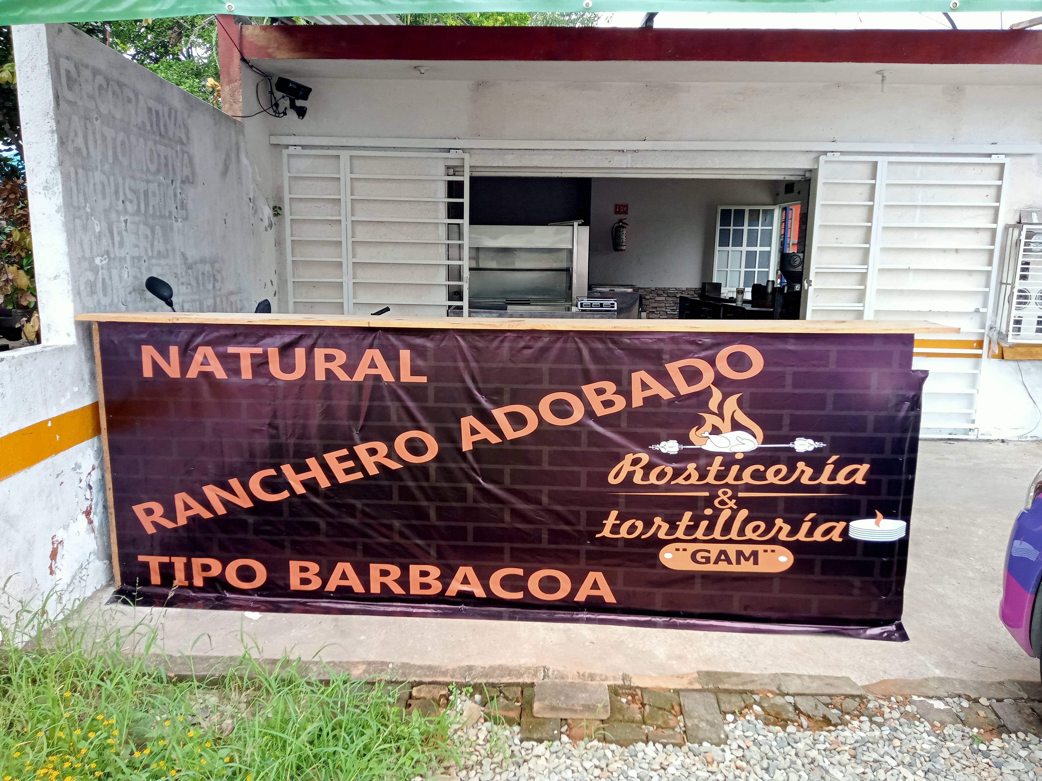 Tortilleria & Rosticeria GAM image 3