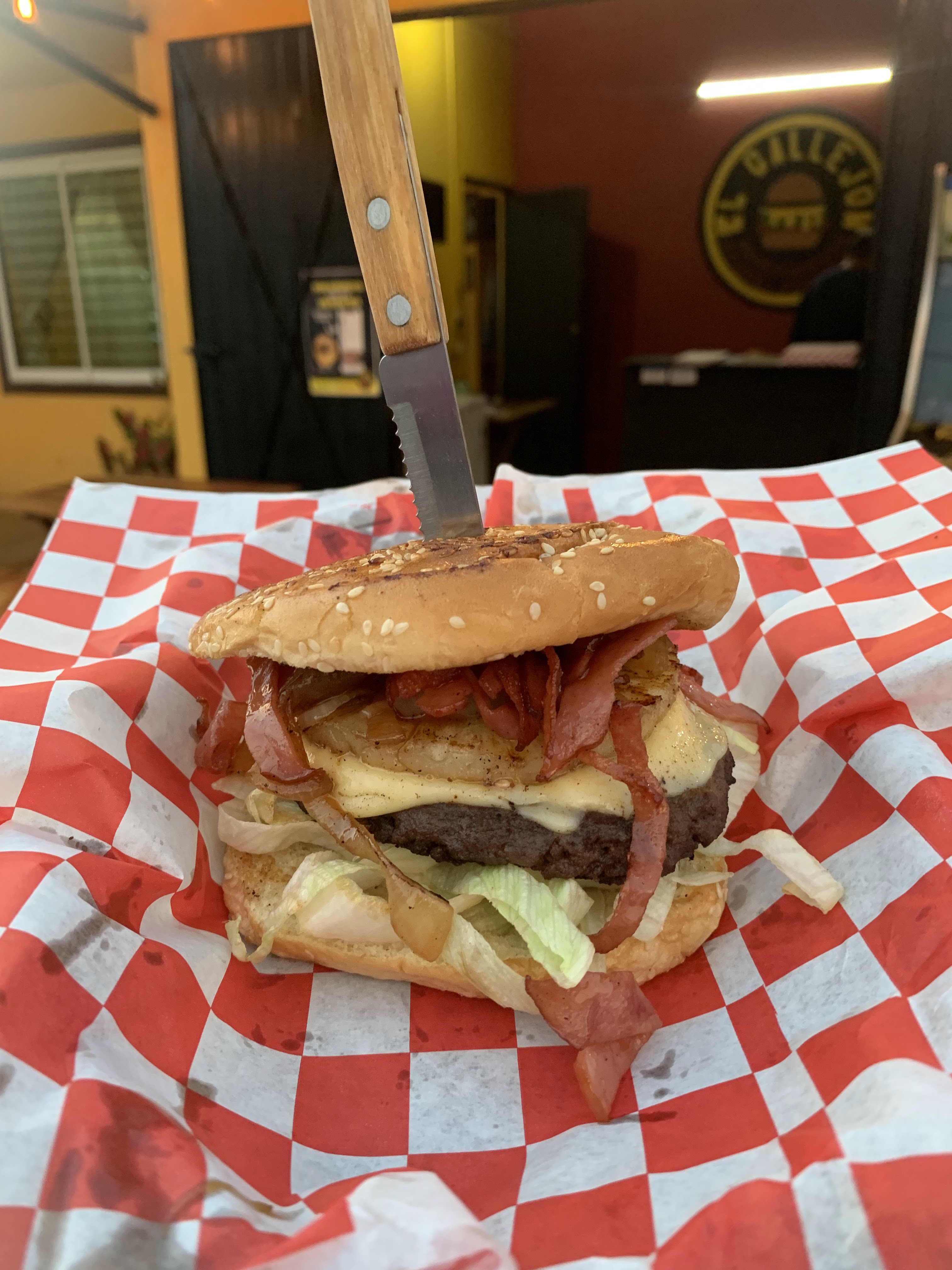 El Callejón image 3