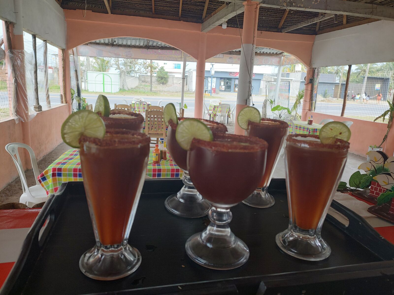 LA ESMERALDA image 8