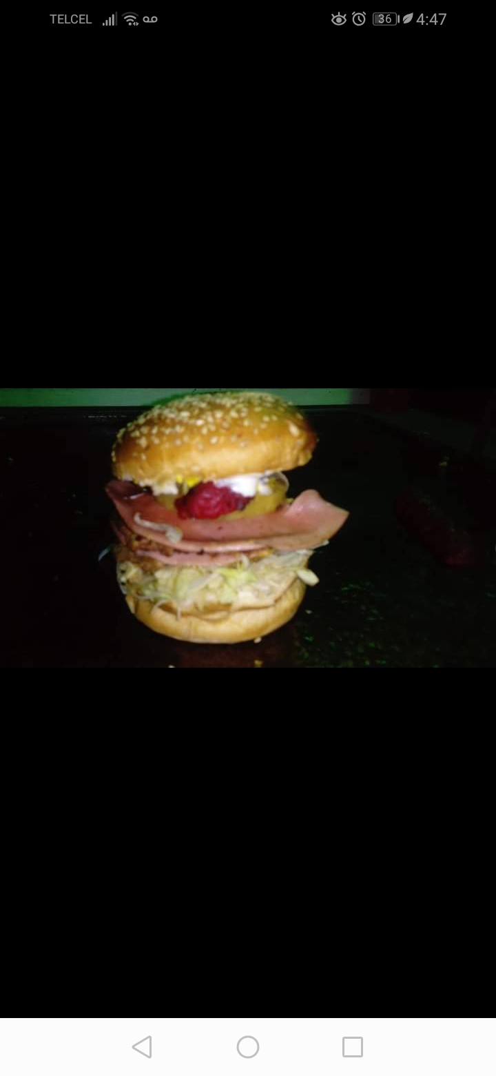 Hot dogs y Hamburguesas al carbón image 6