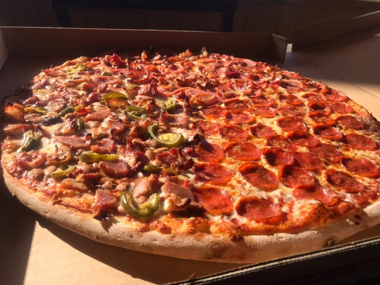 Paitos pizza image 1