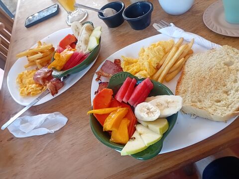 Breakfast at Eden image 3