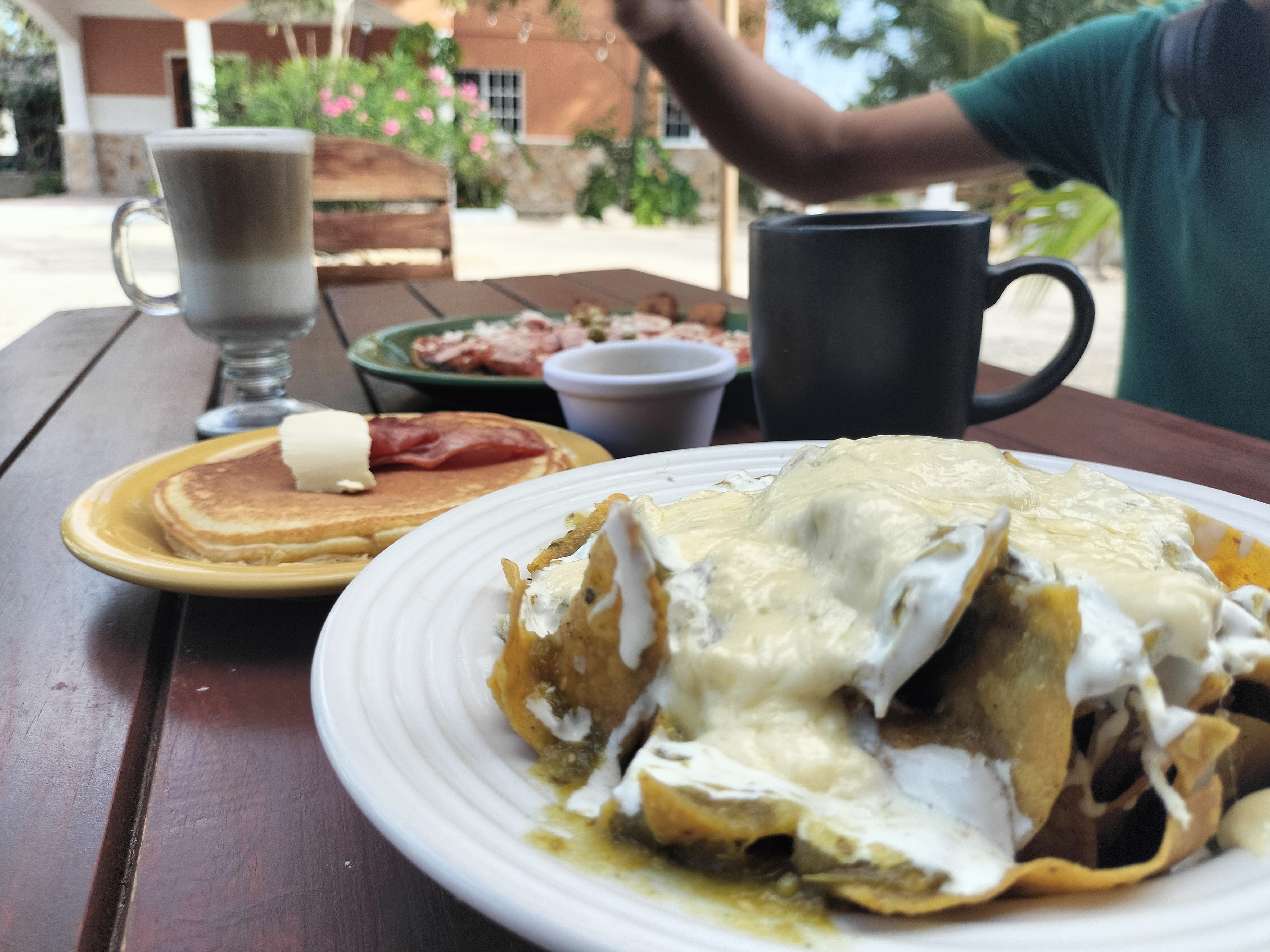 Breakfast at Eden image 9