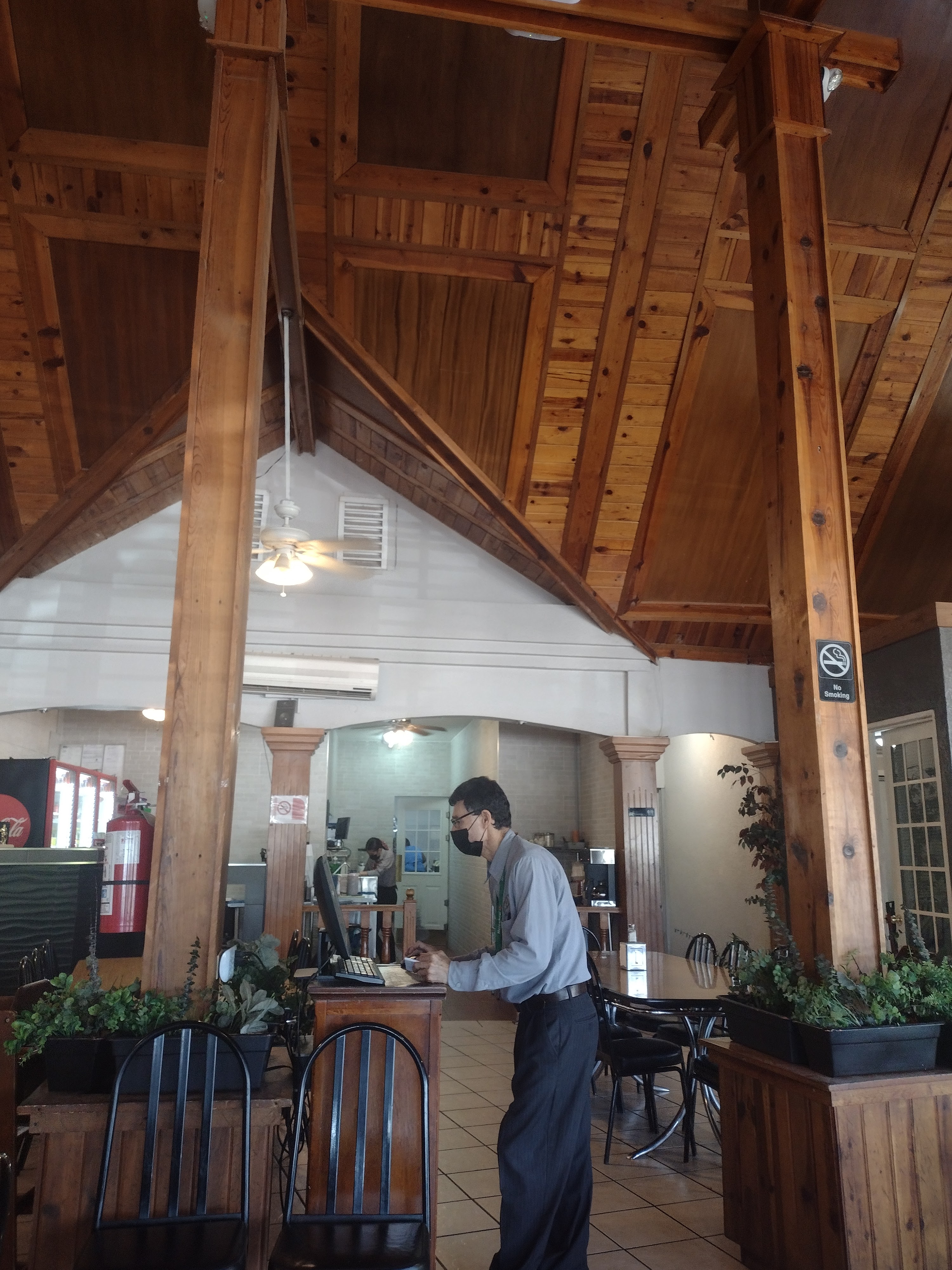 El Palo Verde Restaurant image 9