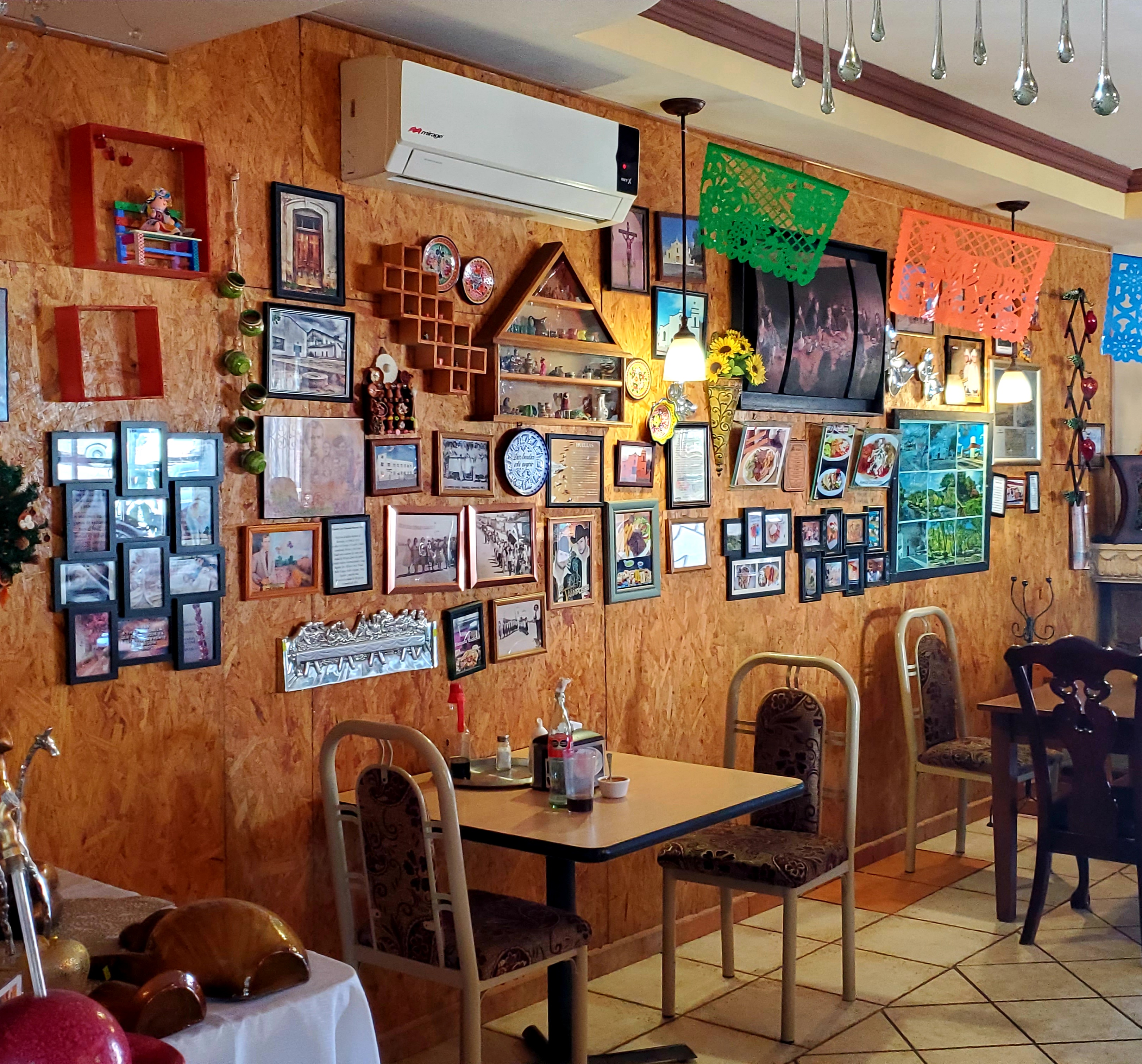 Restauran Tradicional image 8