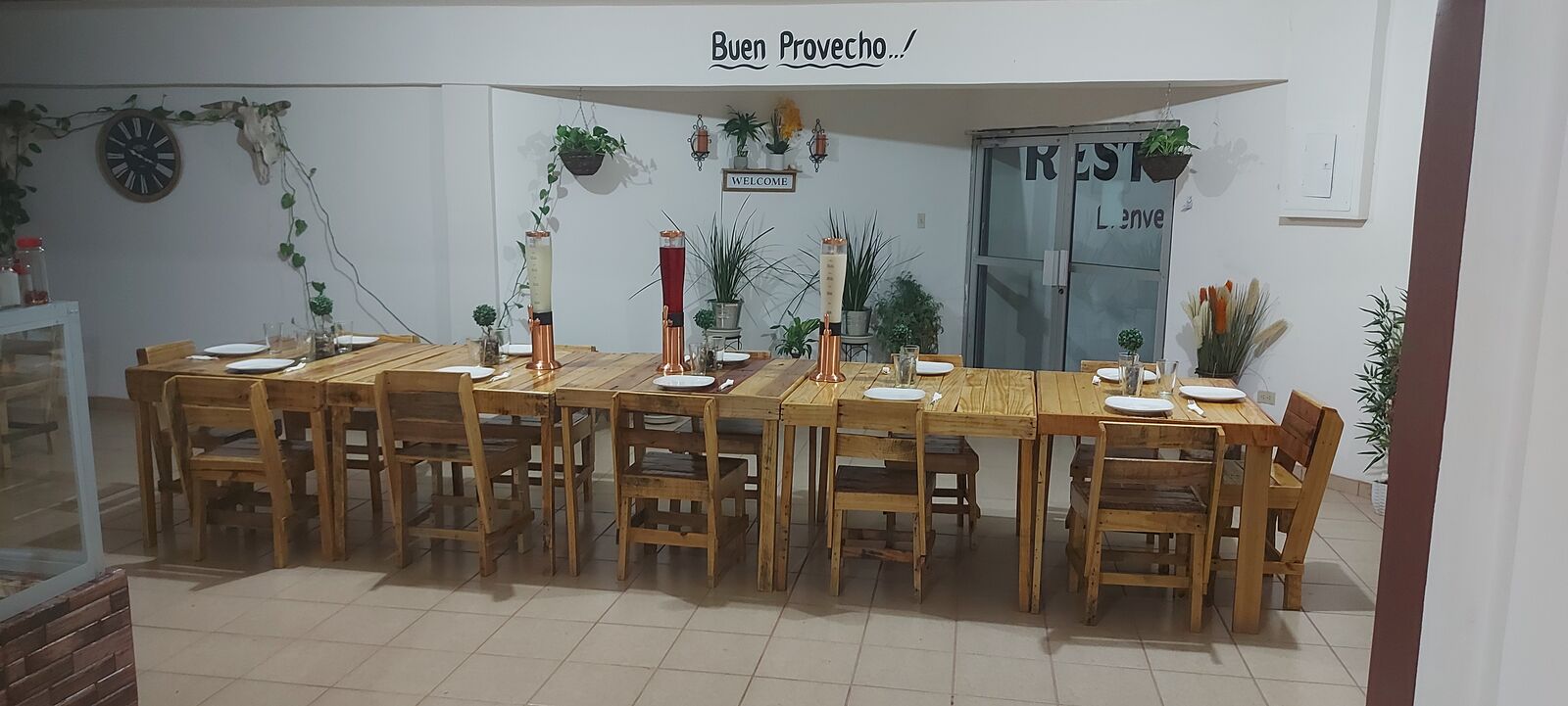 El Rancho Restaurante image 9