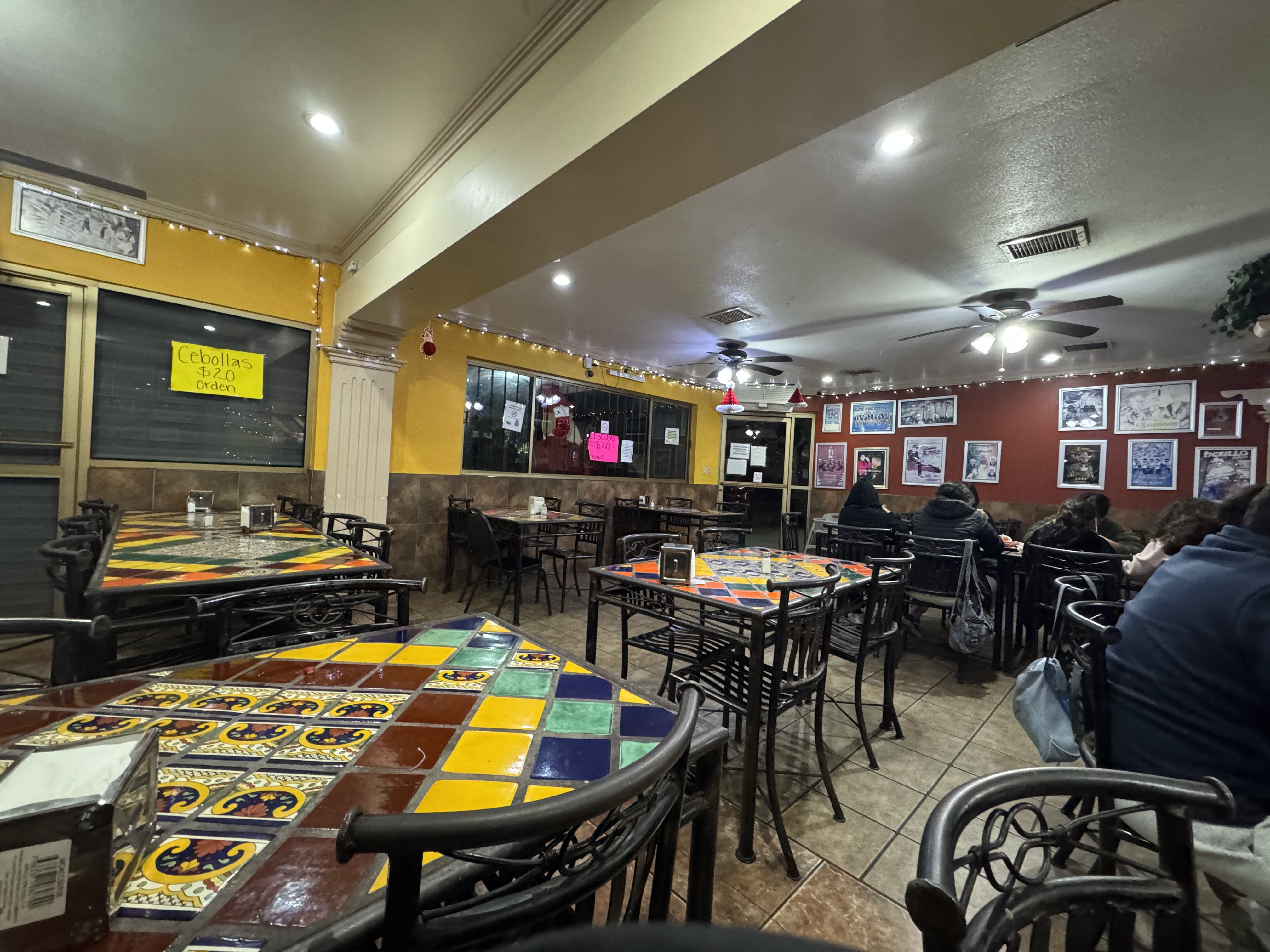 Asadero Leo's image 8