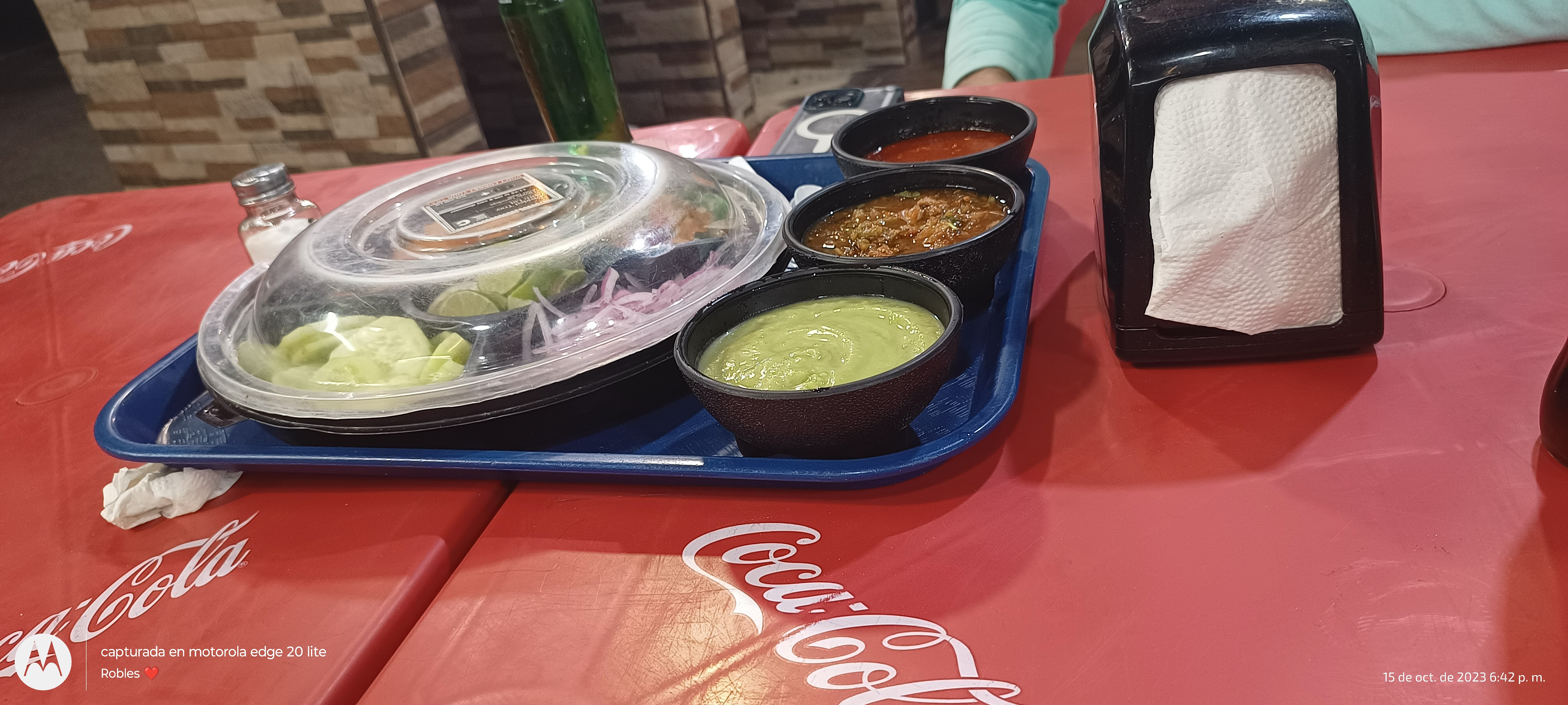 Taqueria la familia image 2