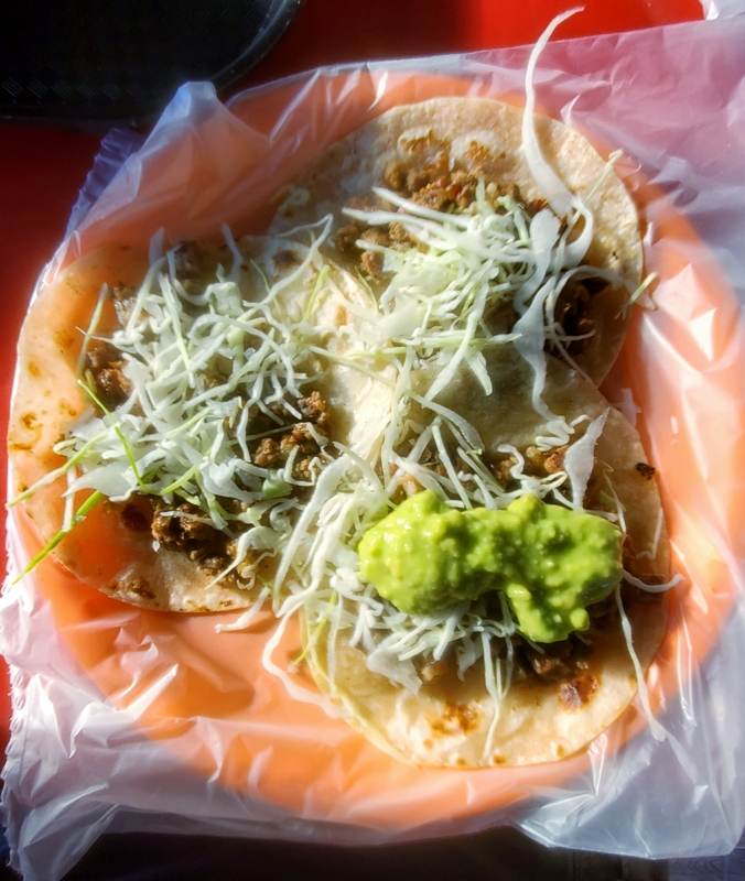 Taqueria la familia image 3