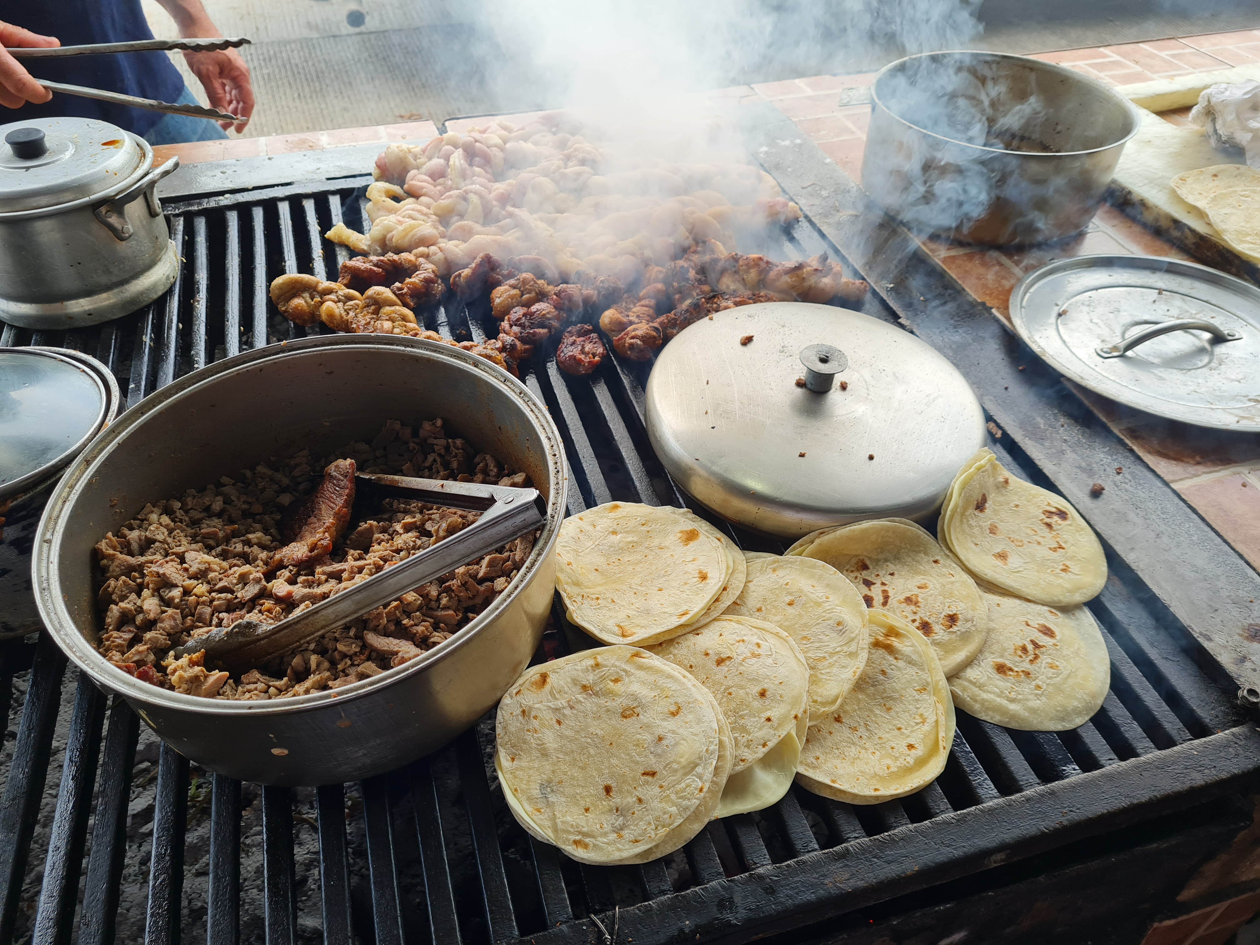 Taqueria la familia image 6