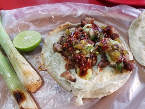 Taqueria la familia image 7