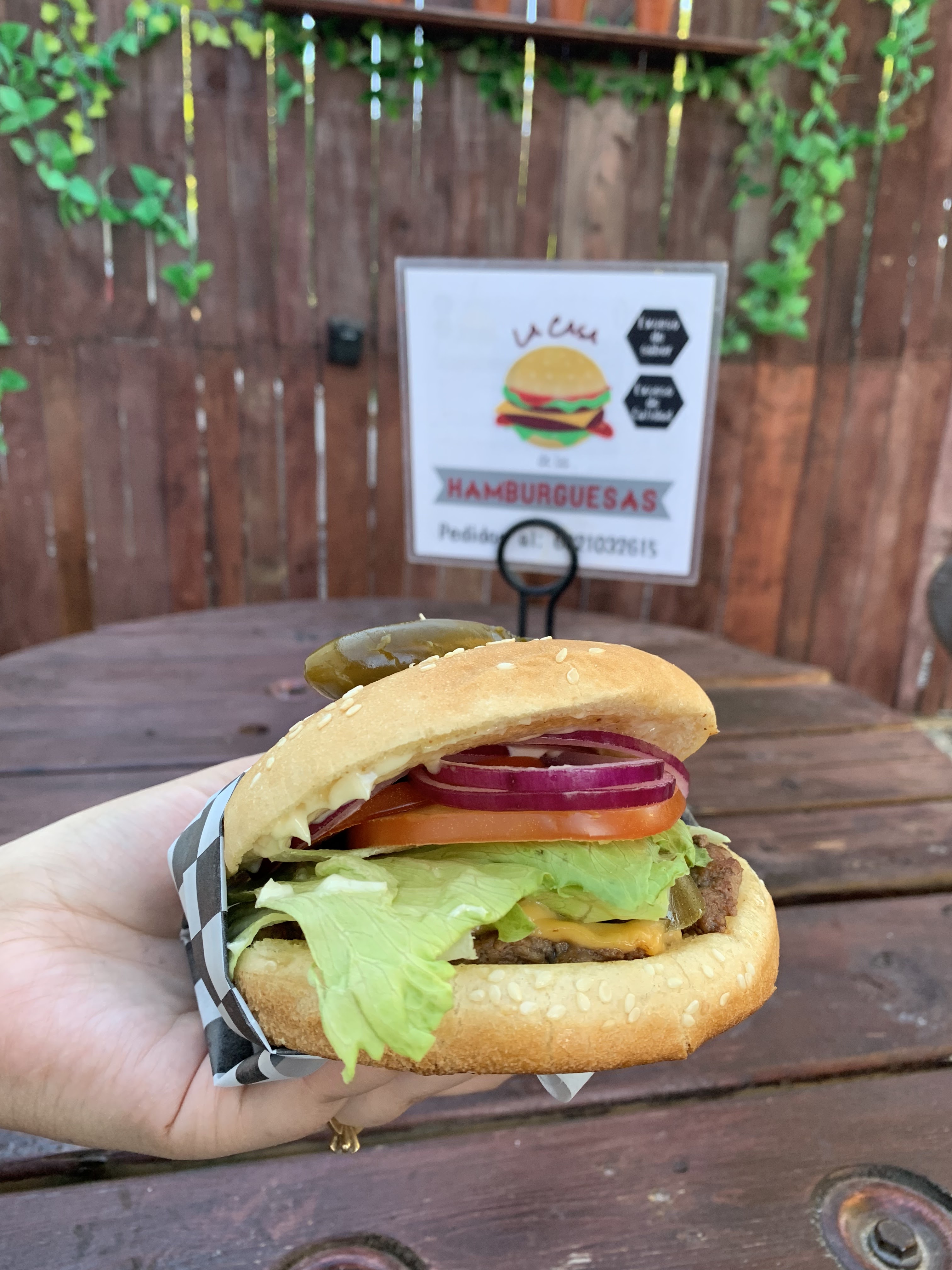 La casa de las hamburguesas image 4