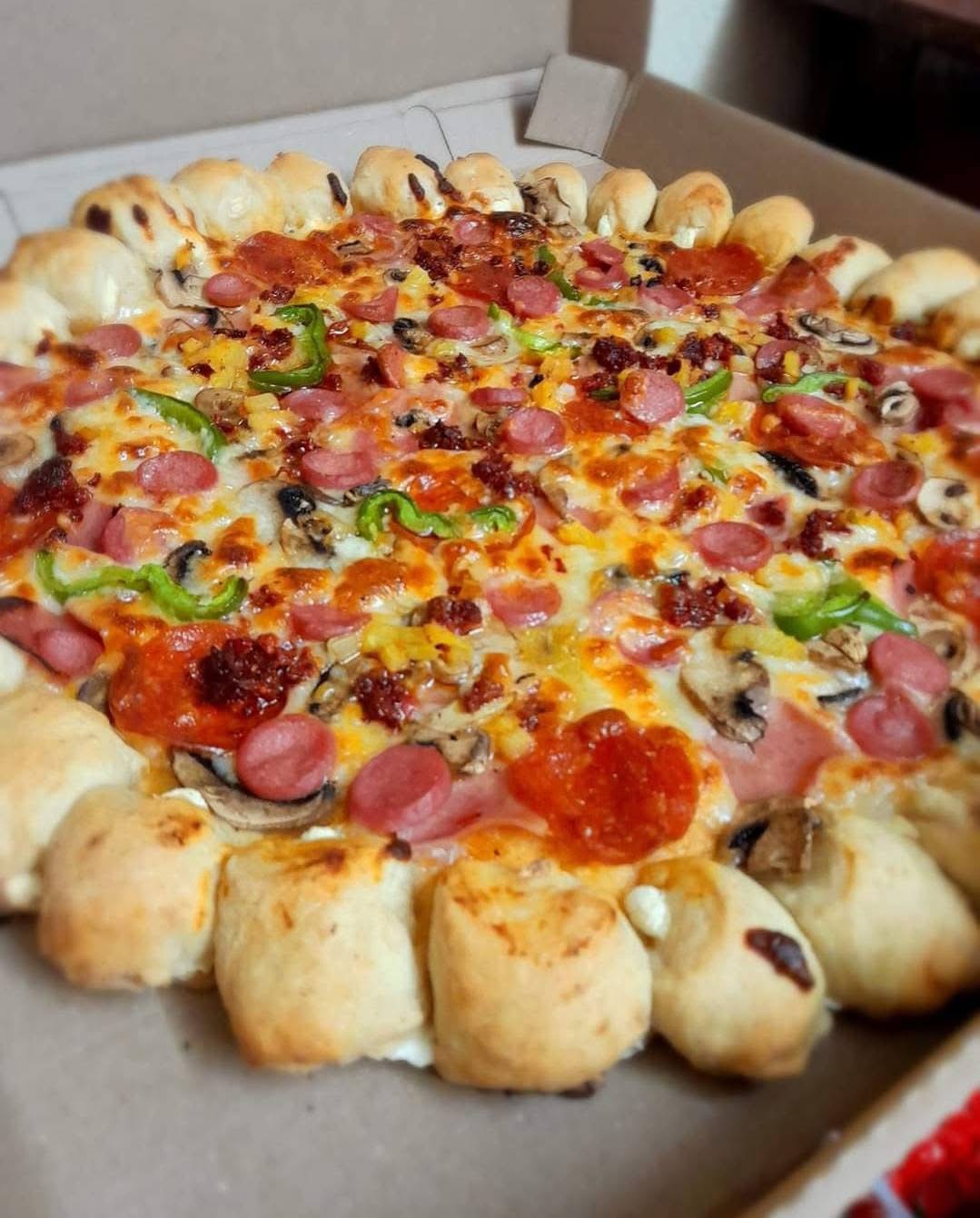 CHARLY PIZZAS image 7