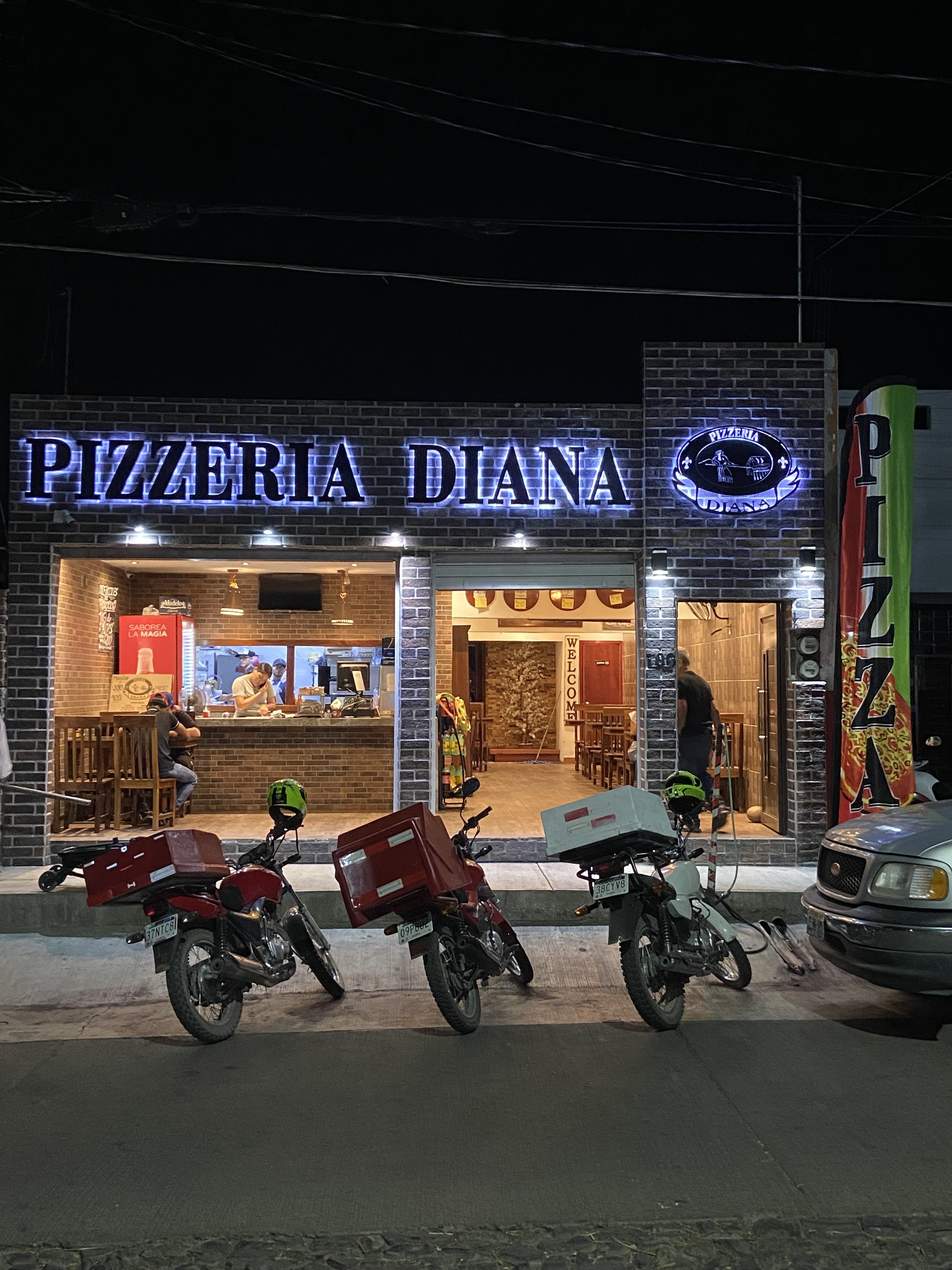 Pizzas Diana image 1