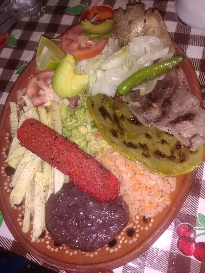 Comedor la cabaña image 1