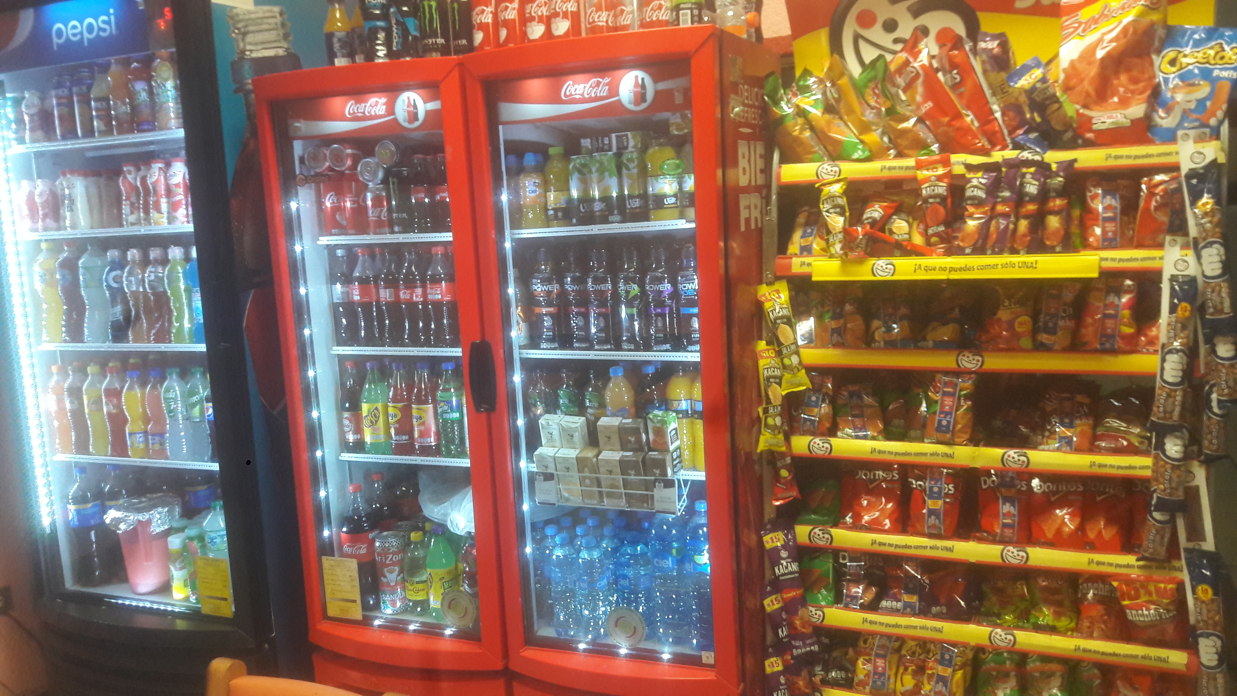 "Cafeteria La Presidencia" image 6