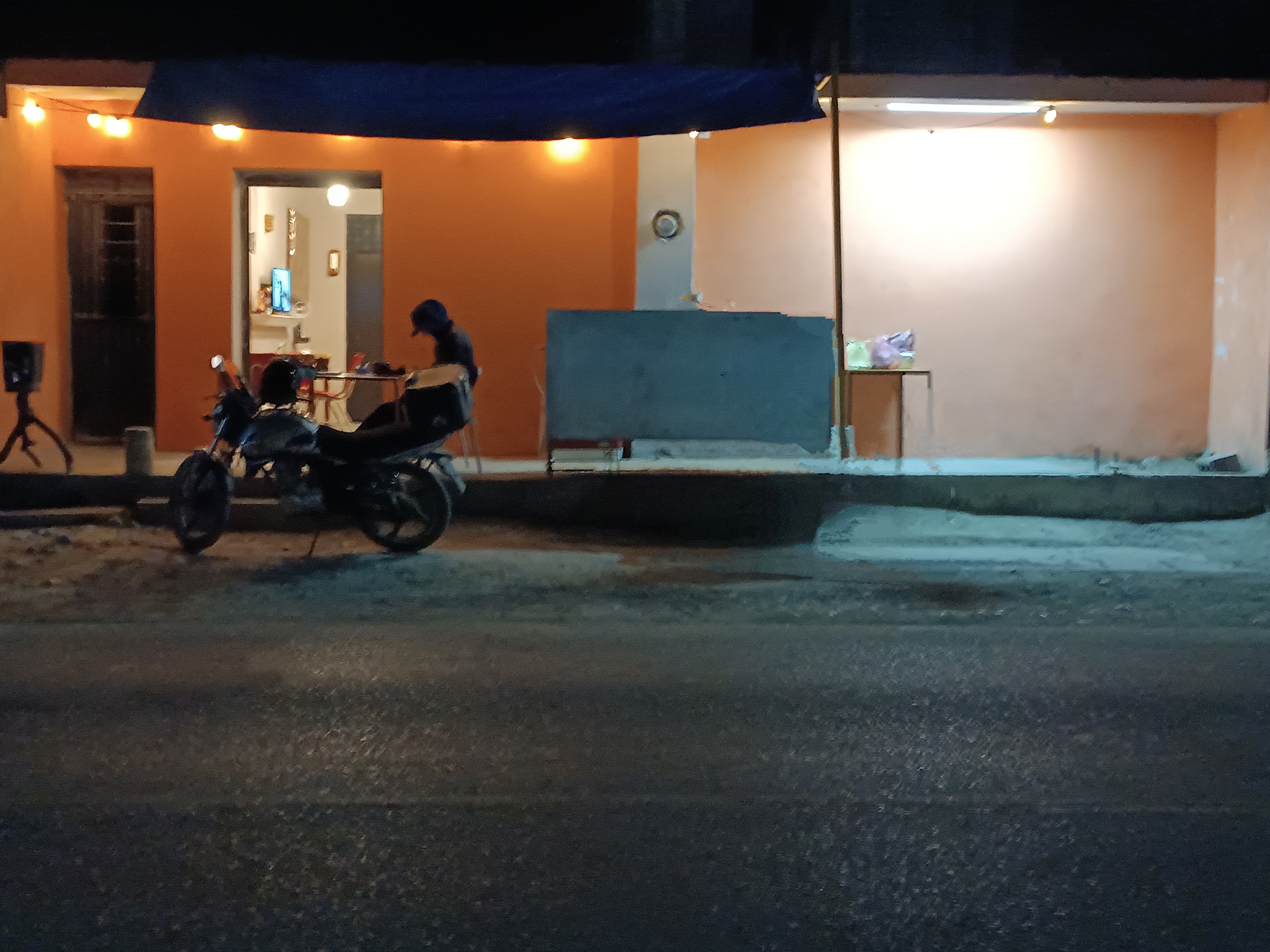 La cueva taquería mexicana image 7