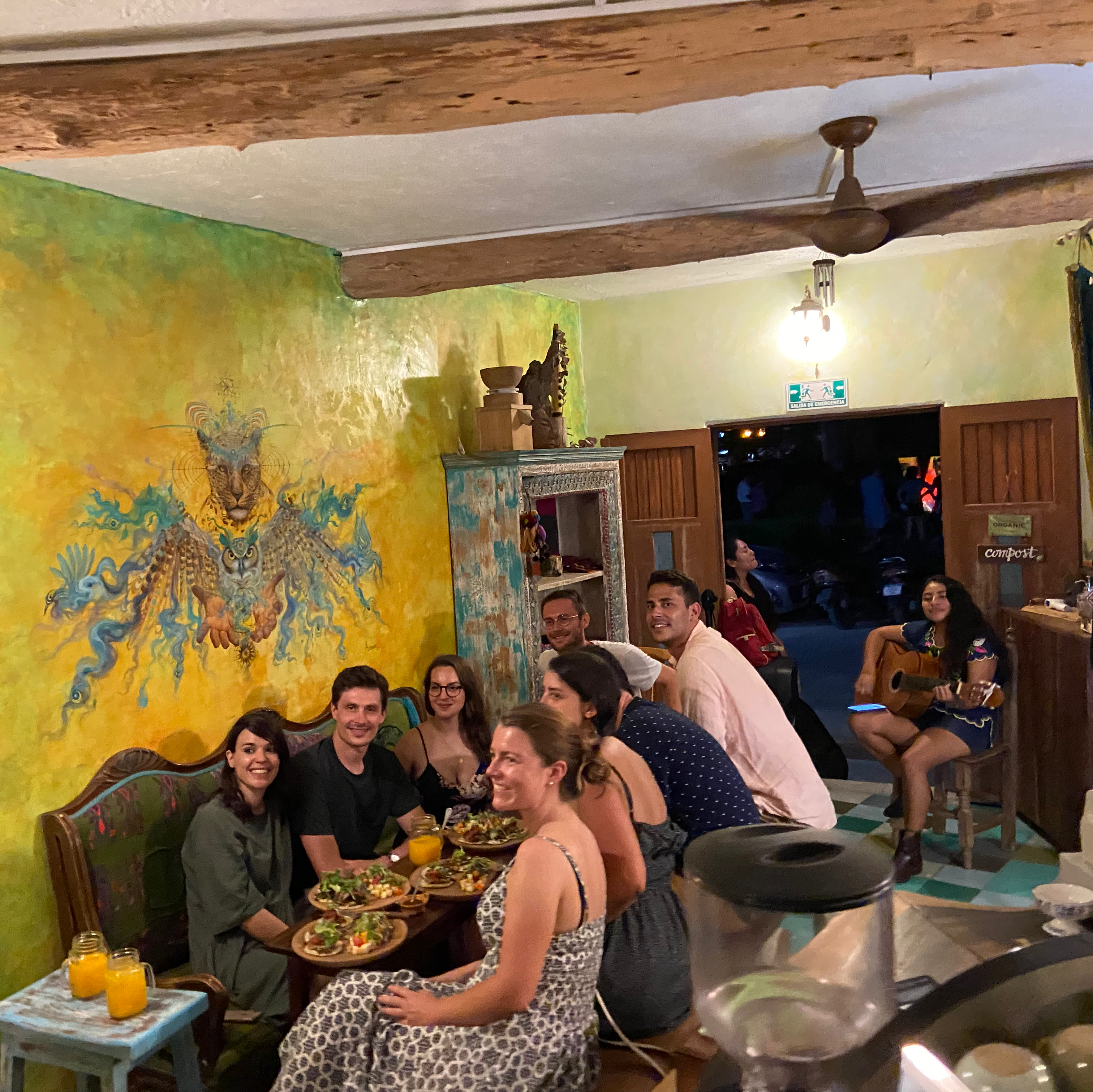 ELELA ORGANIC VEGAN CAFE Y RESTAURANT image 1