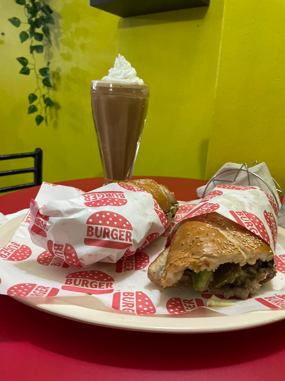 GOLDEN Restaurant & Cafeteria image 3