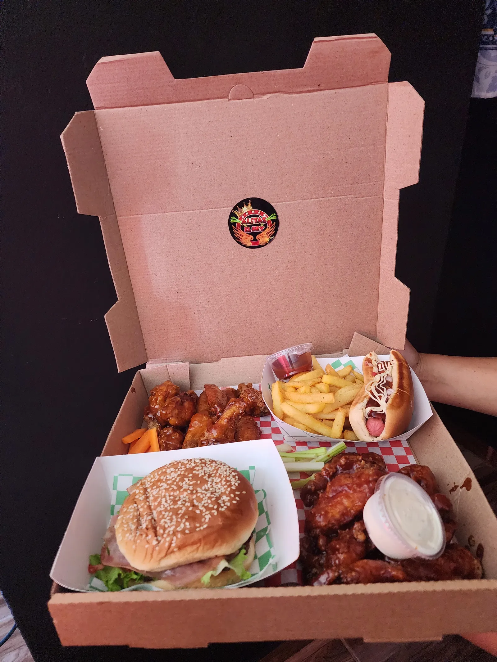 Alitas EL REY image 3