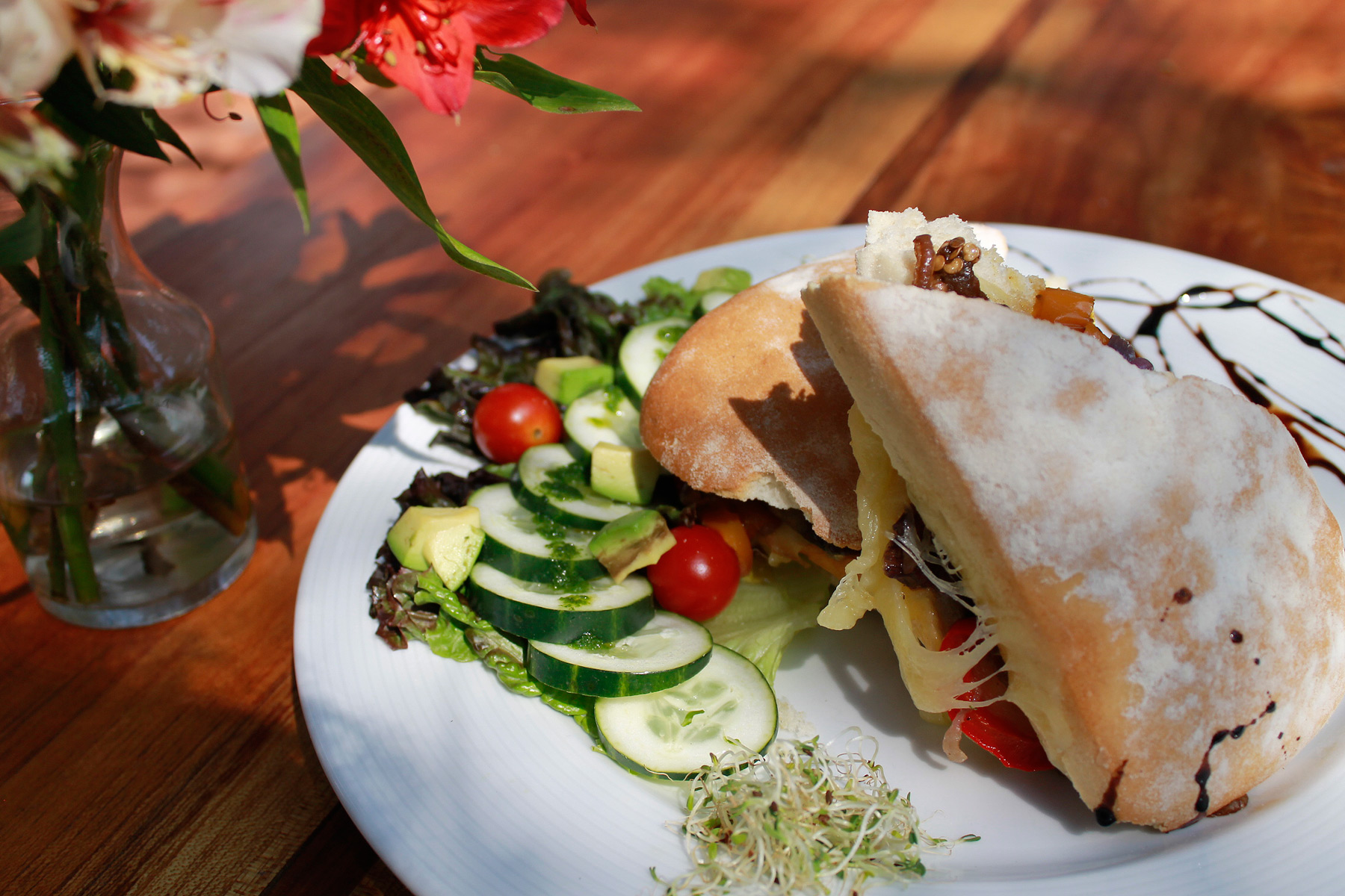 La Luciérnaga image 2