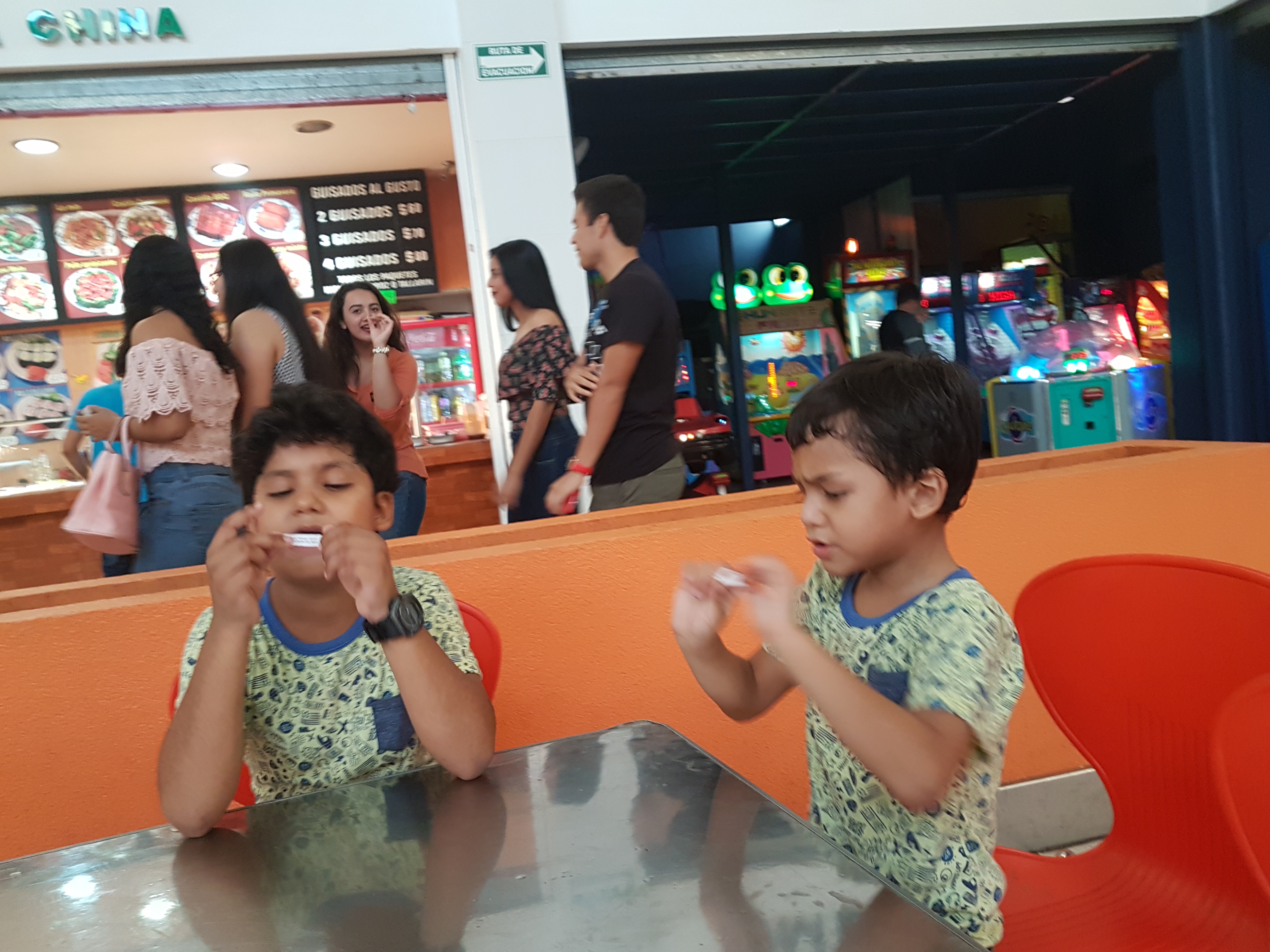 Domino's Pizza image 9