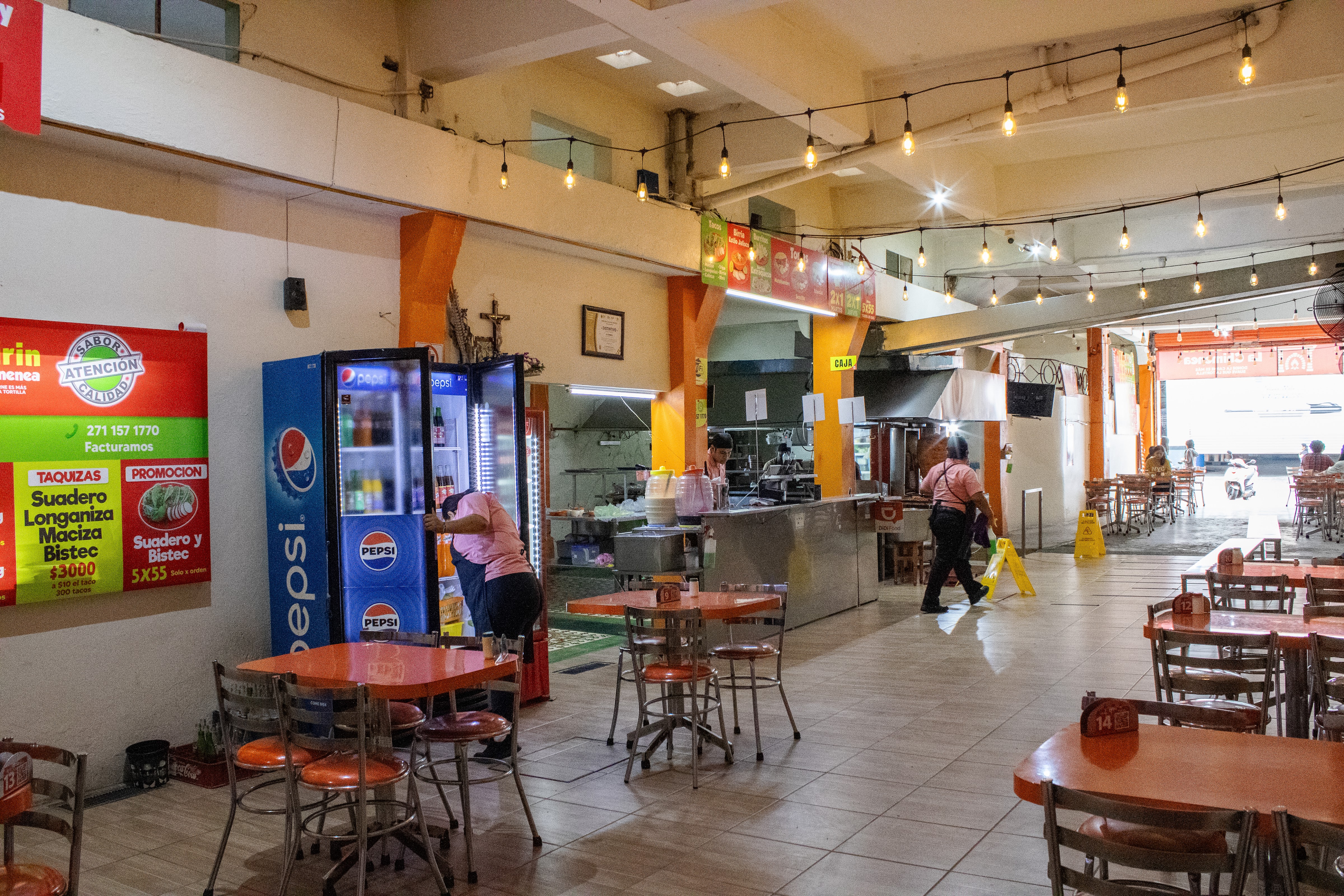 TAKIRIN LA CHIMENEA Centro image 3