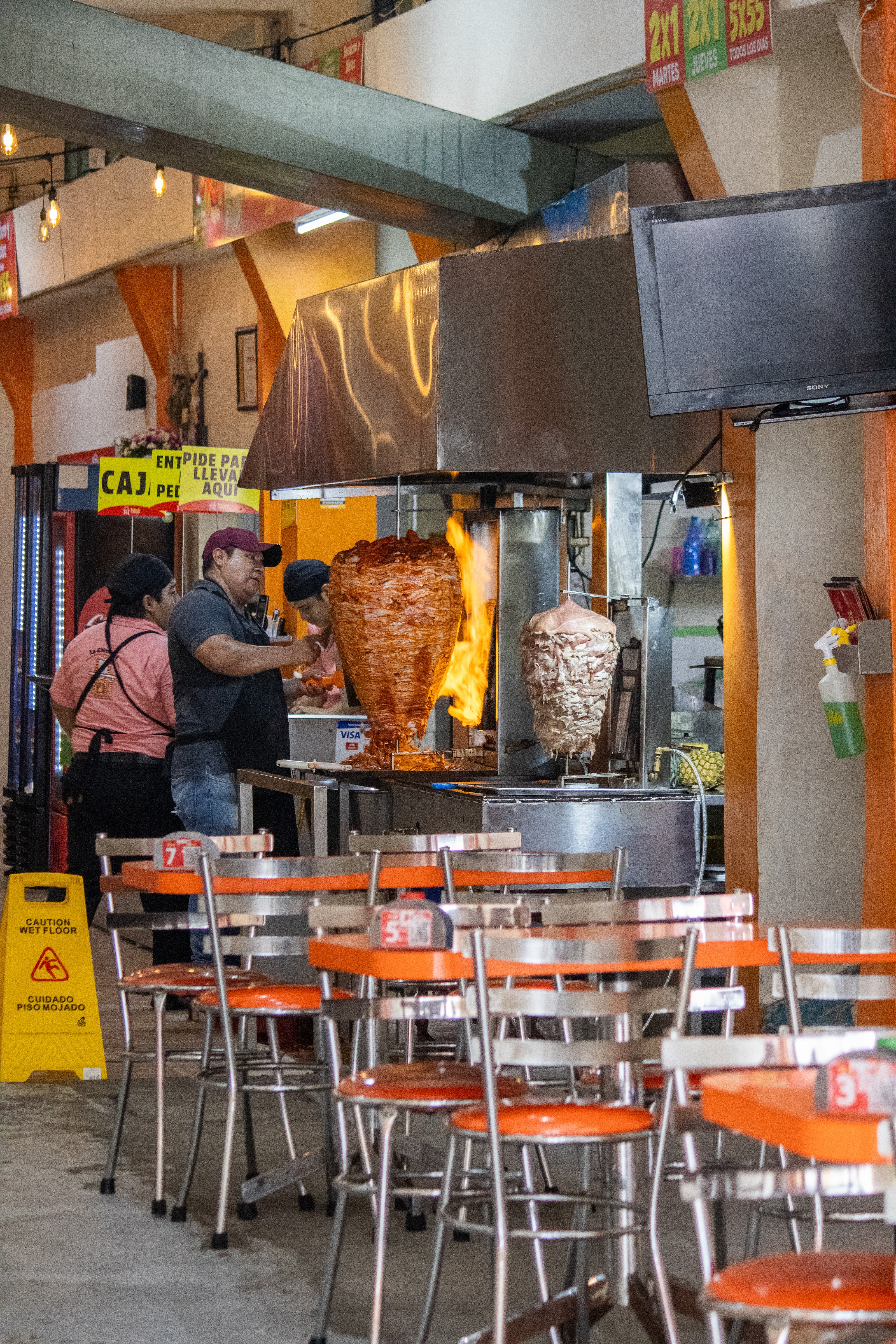 TAKIRIN LA CHIMENEA Centro image 9