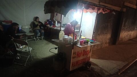 Hot Dogs y hamburguesas image 2