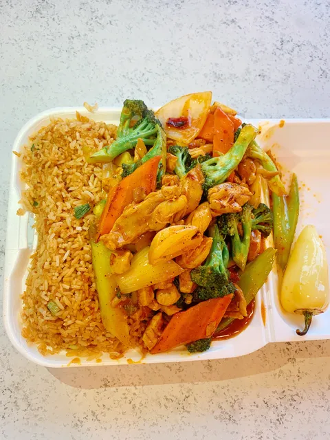 FU GUI CITY comida china image 6