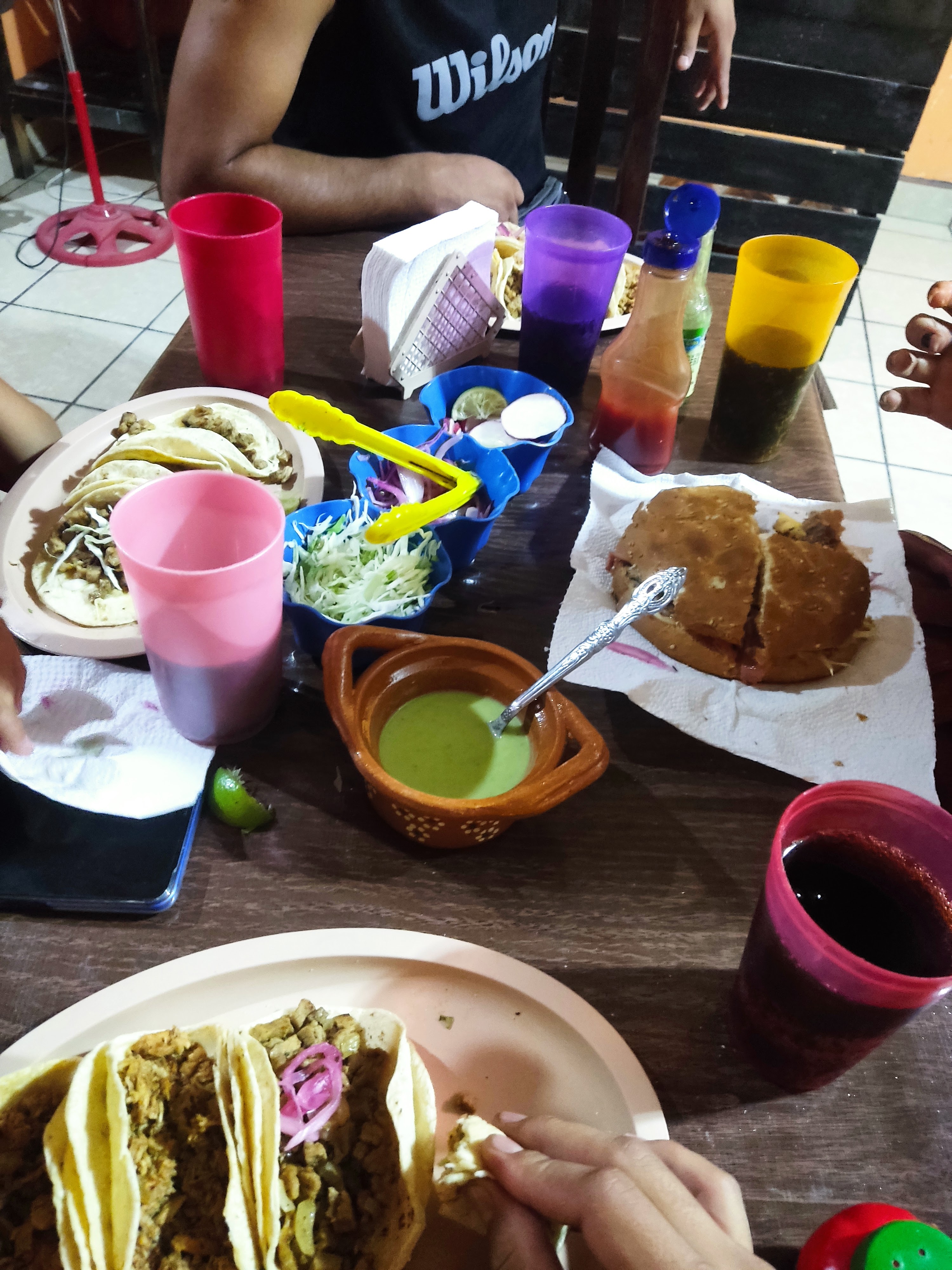 Taquería La Canoa image 2