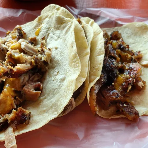 Carnitas Caly image 2