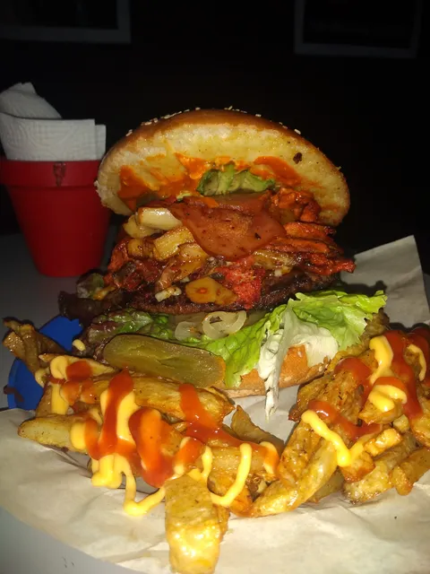 Mictlan Burguers image 3