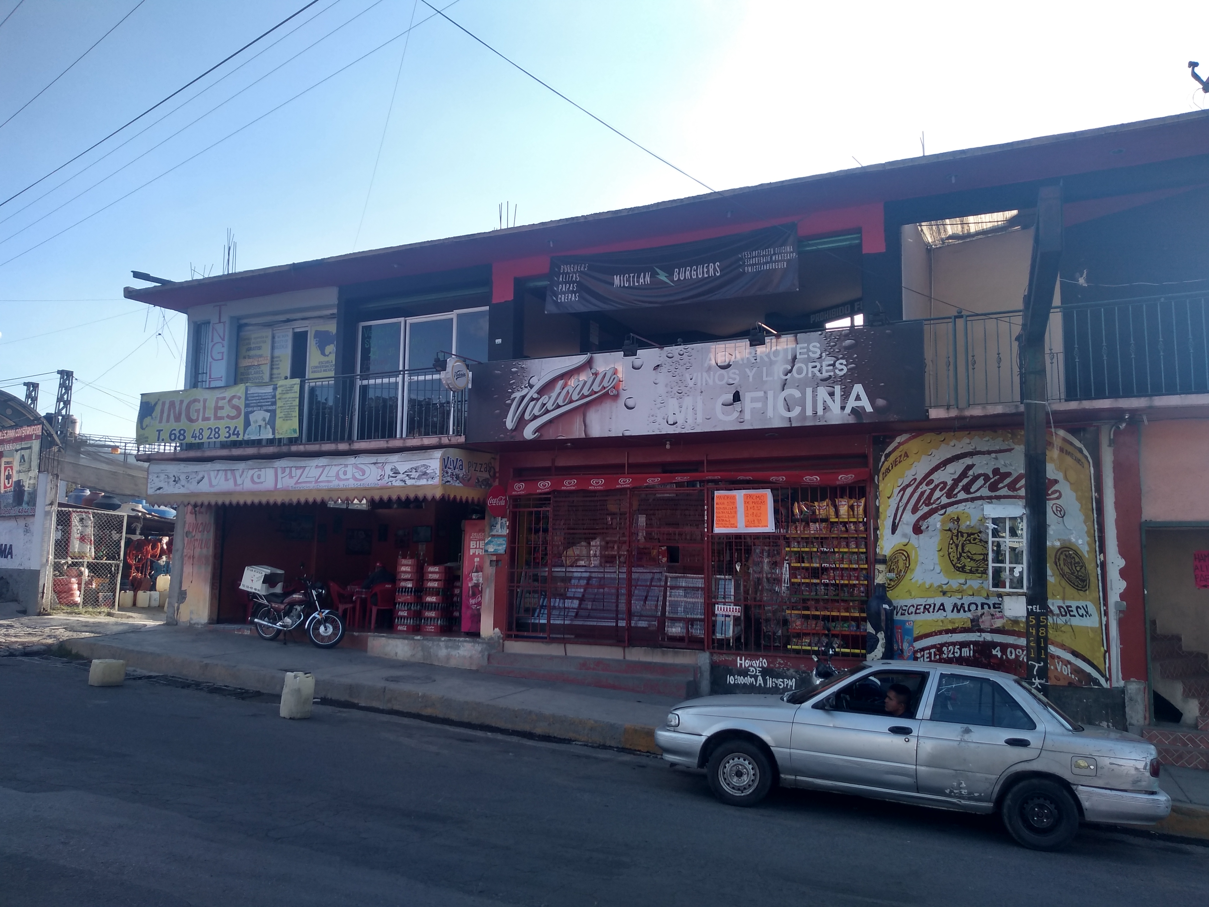 Mictlan Burguers image 5