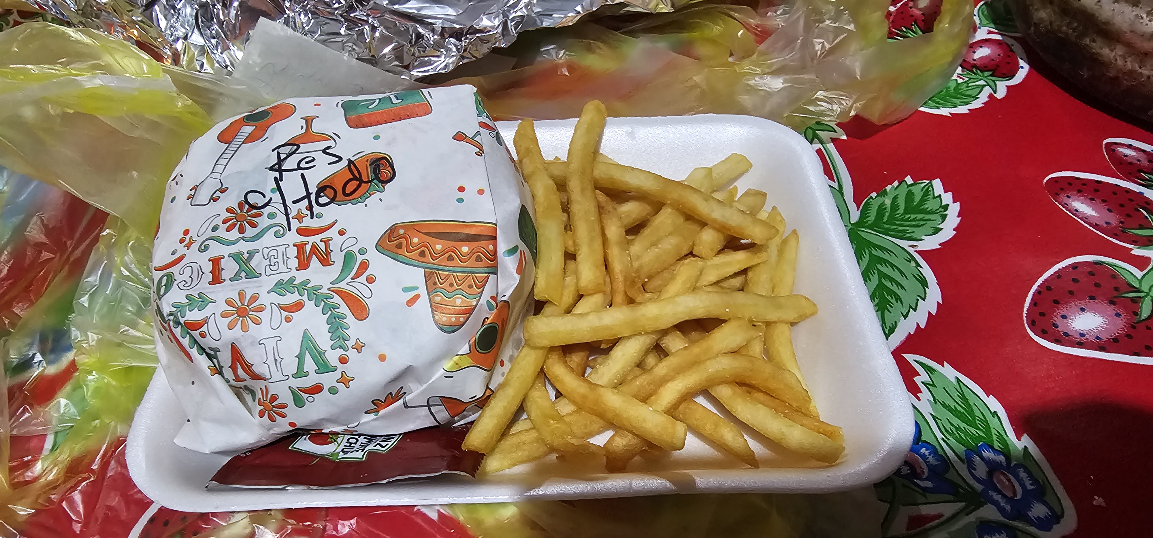 Pepperoni's Pizza image 1