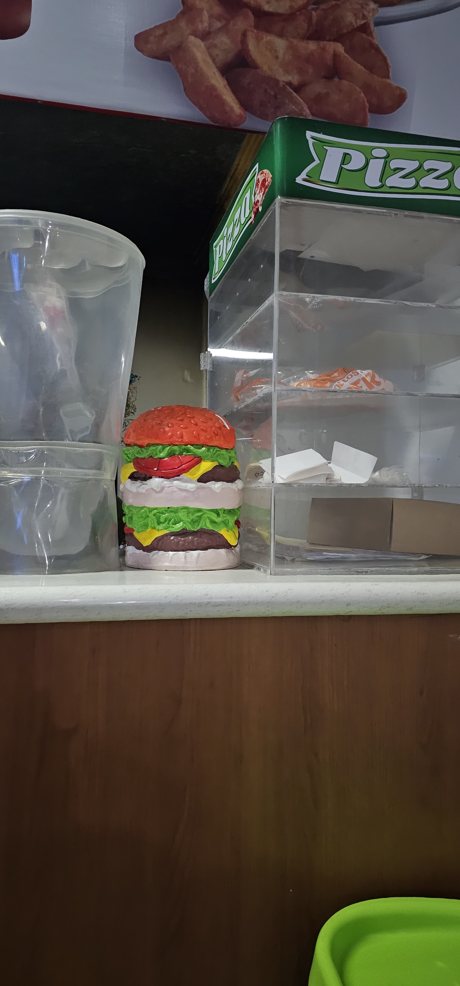 Pepperoni's Pizza image 4