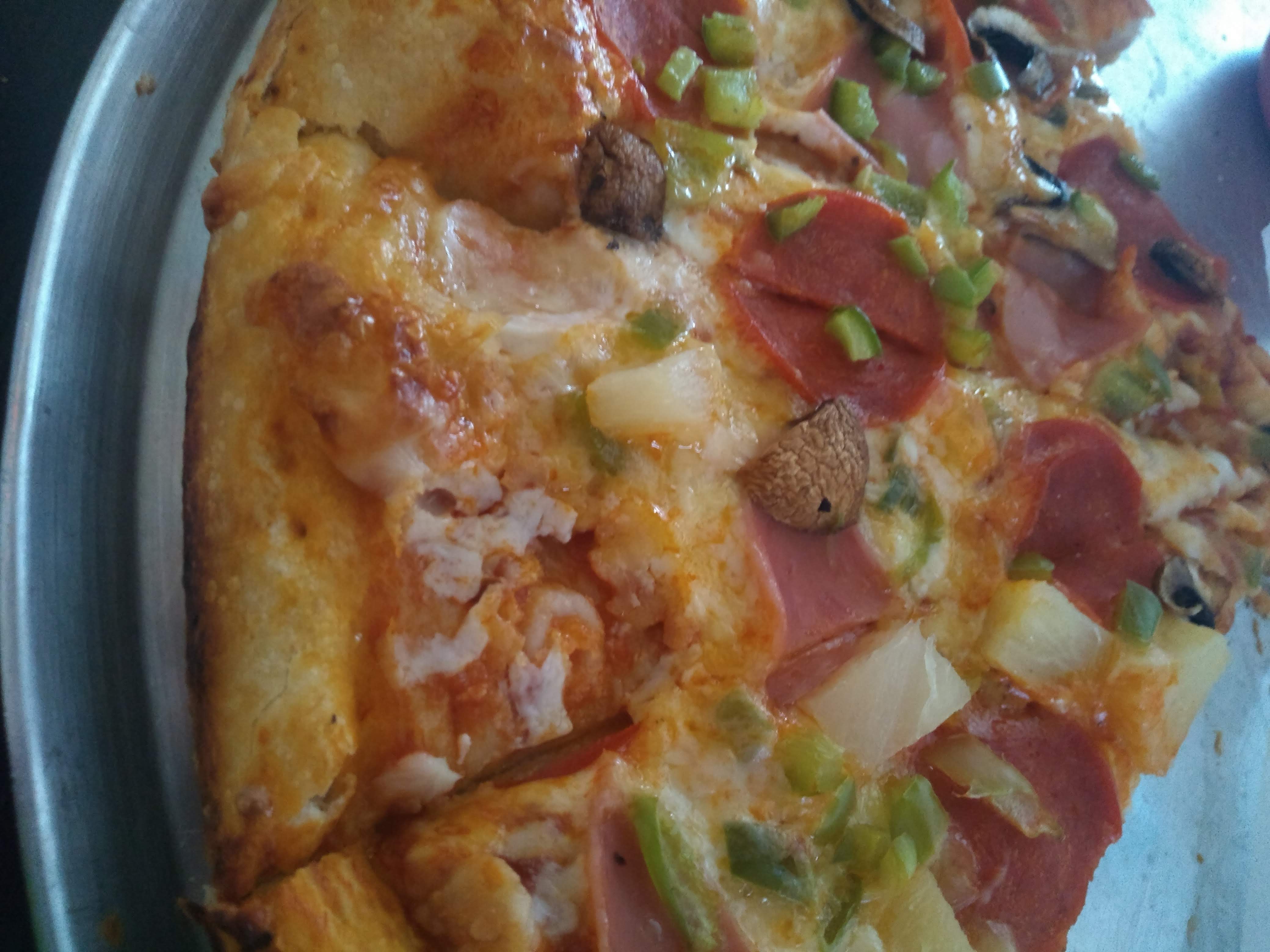 Pepperoni's Pizza image 6