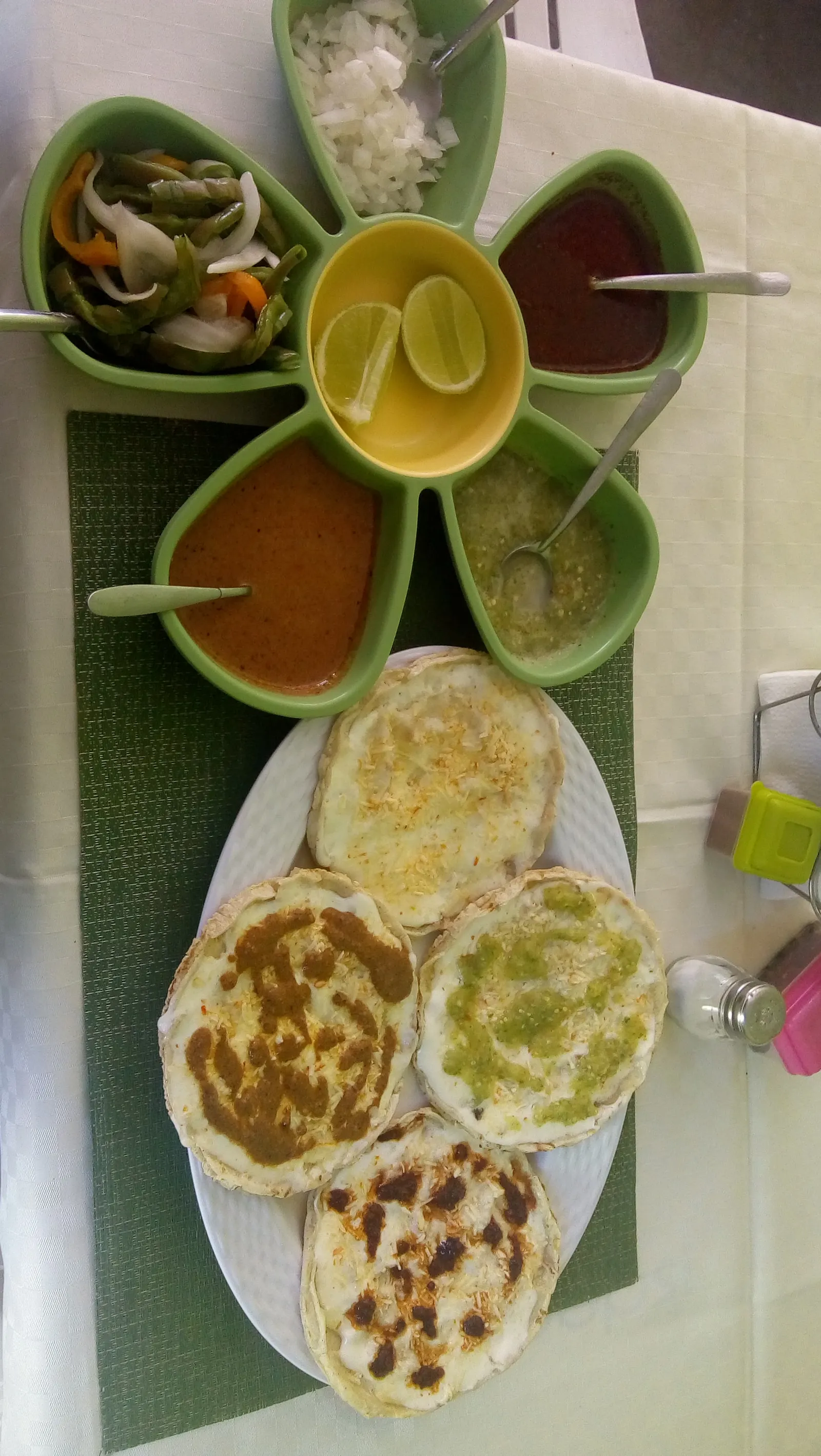 Tacos y Salsa image 3