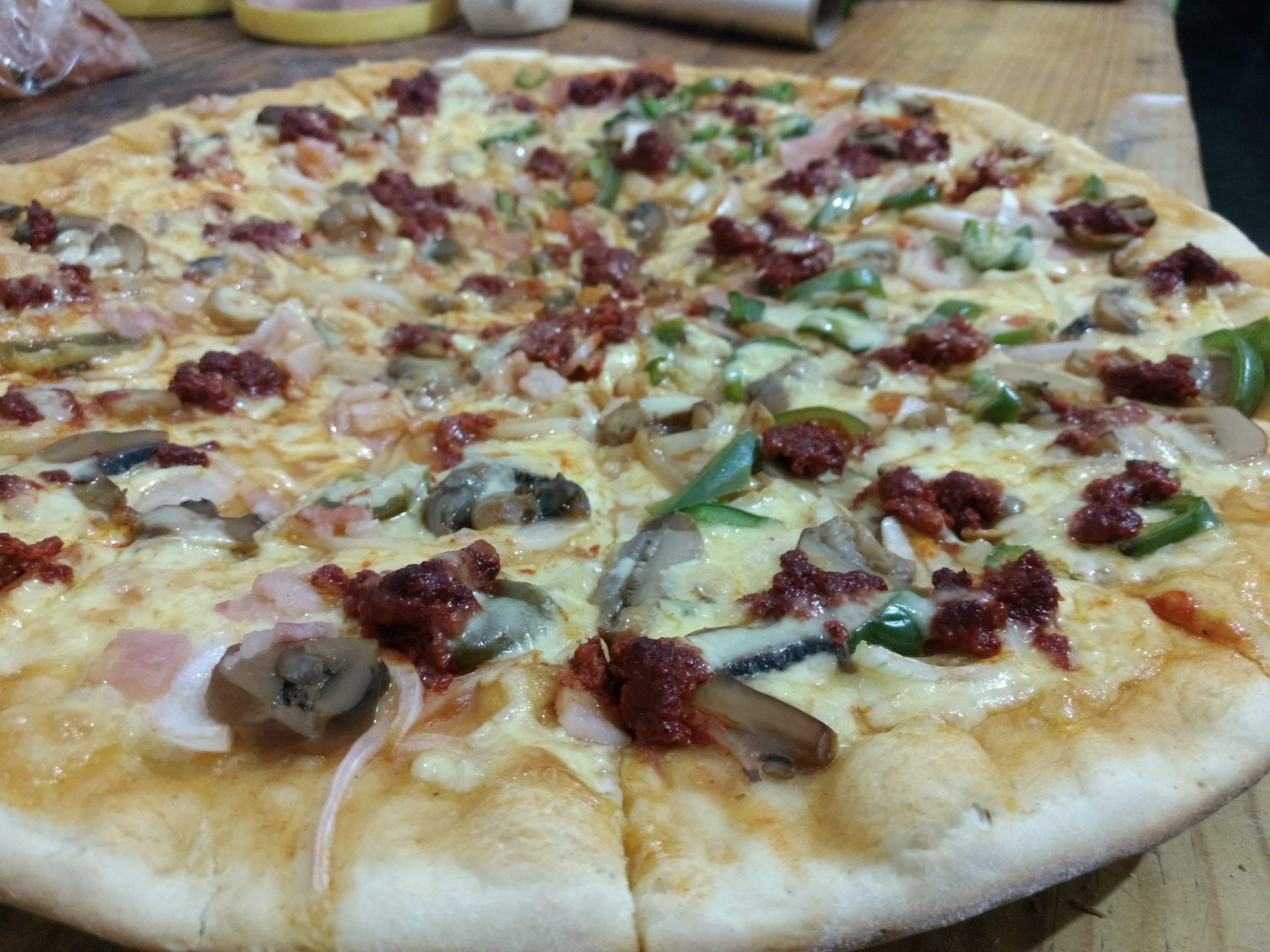 Pizzas Leon image 10