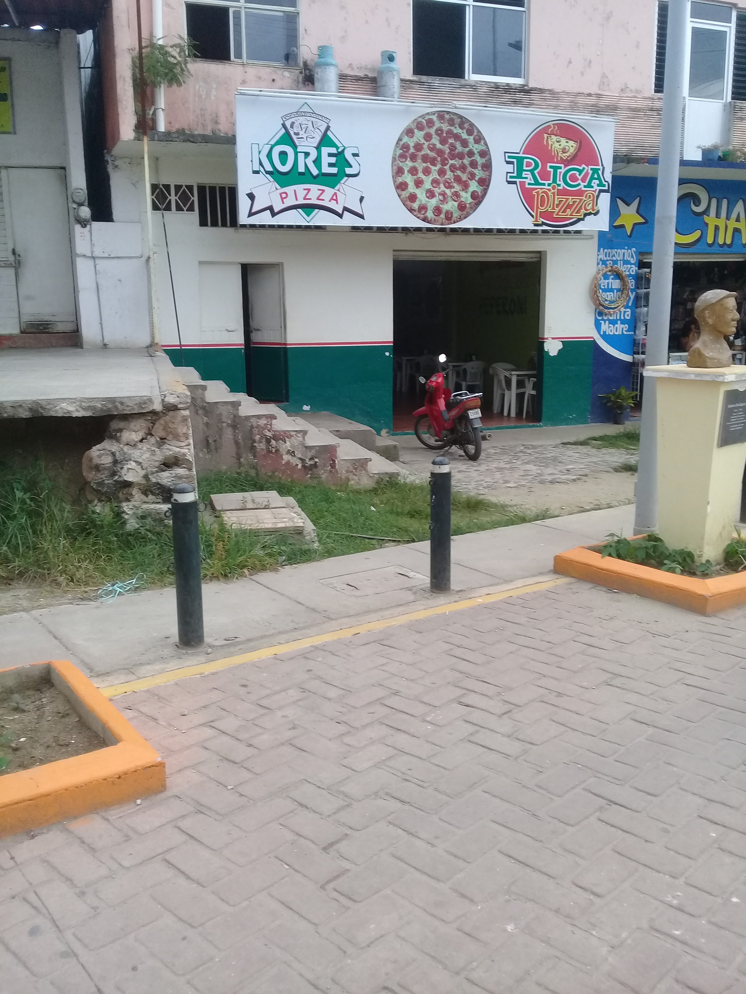 Kore's Pizza image 3