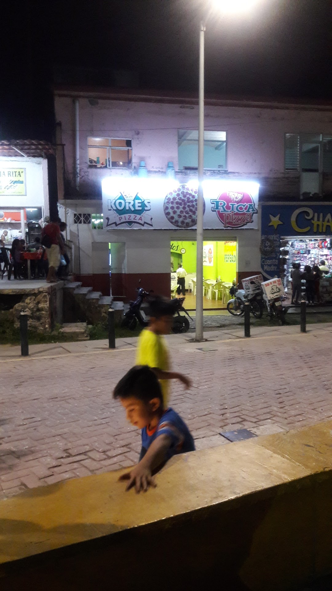 Kore's Pizza image 6